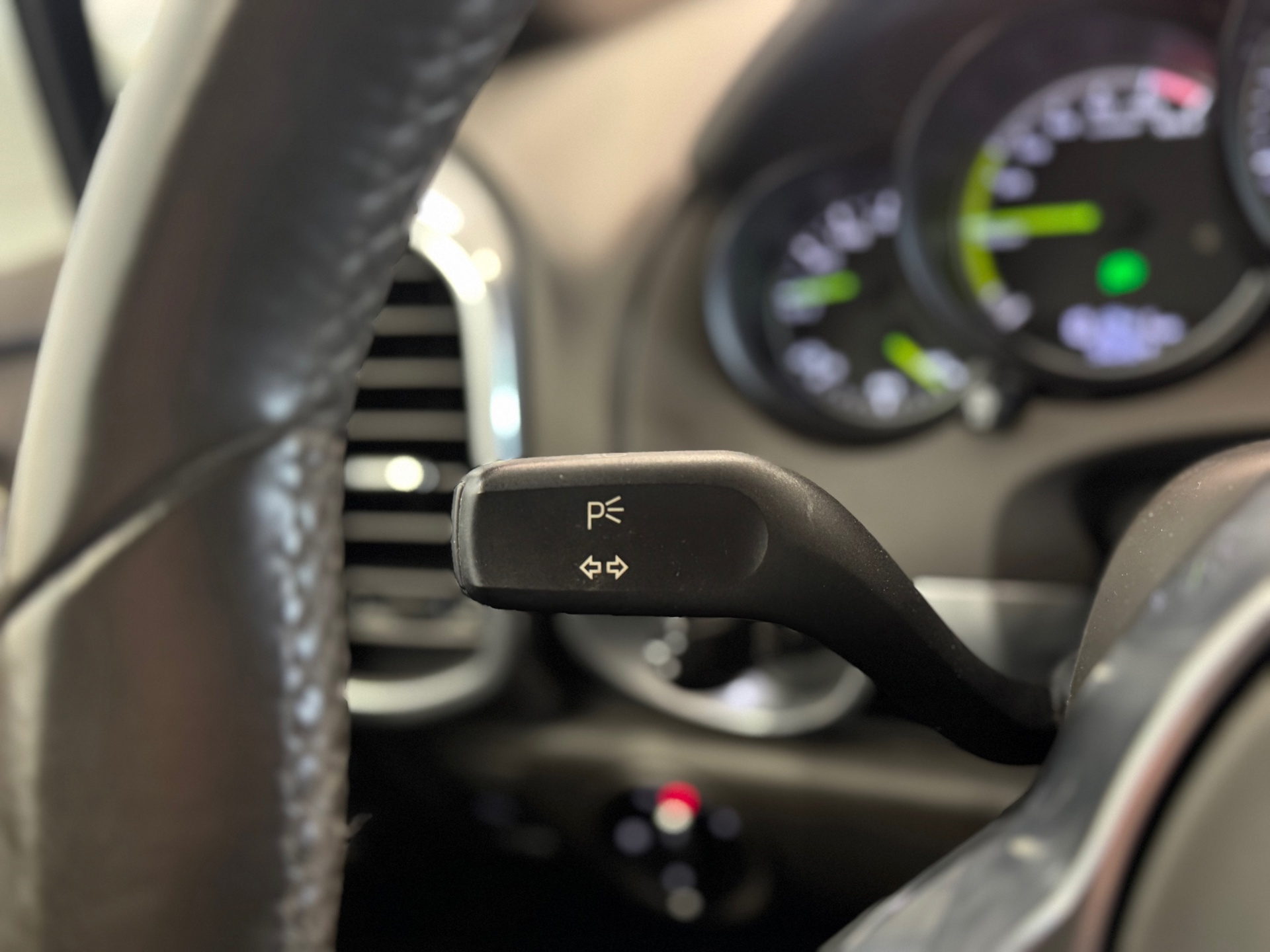 Foto van Porsche Cayenne S Hybrid