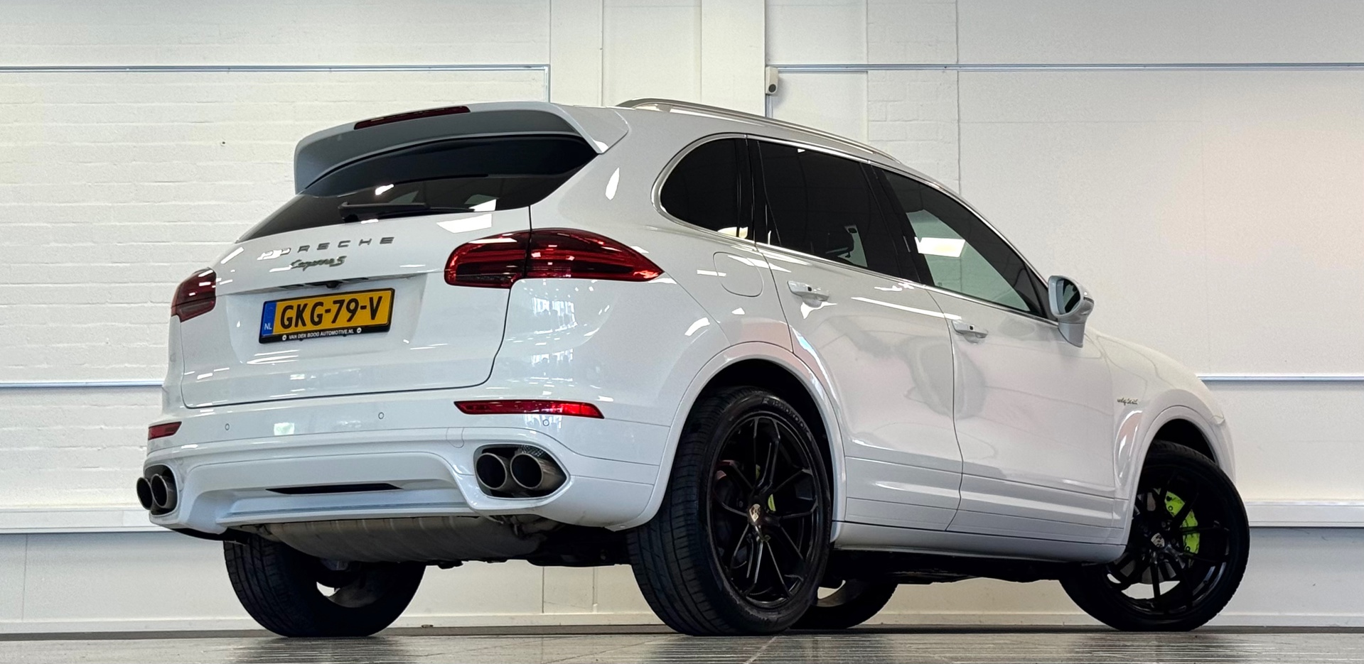Foto van Porsche Cayenne S Hybrid