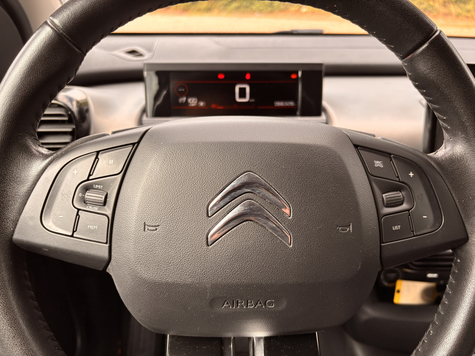 Foto van Citroen C4 Cactus