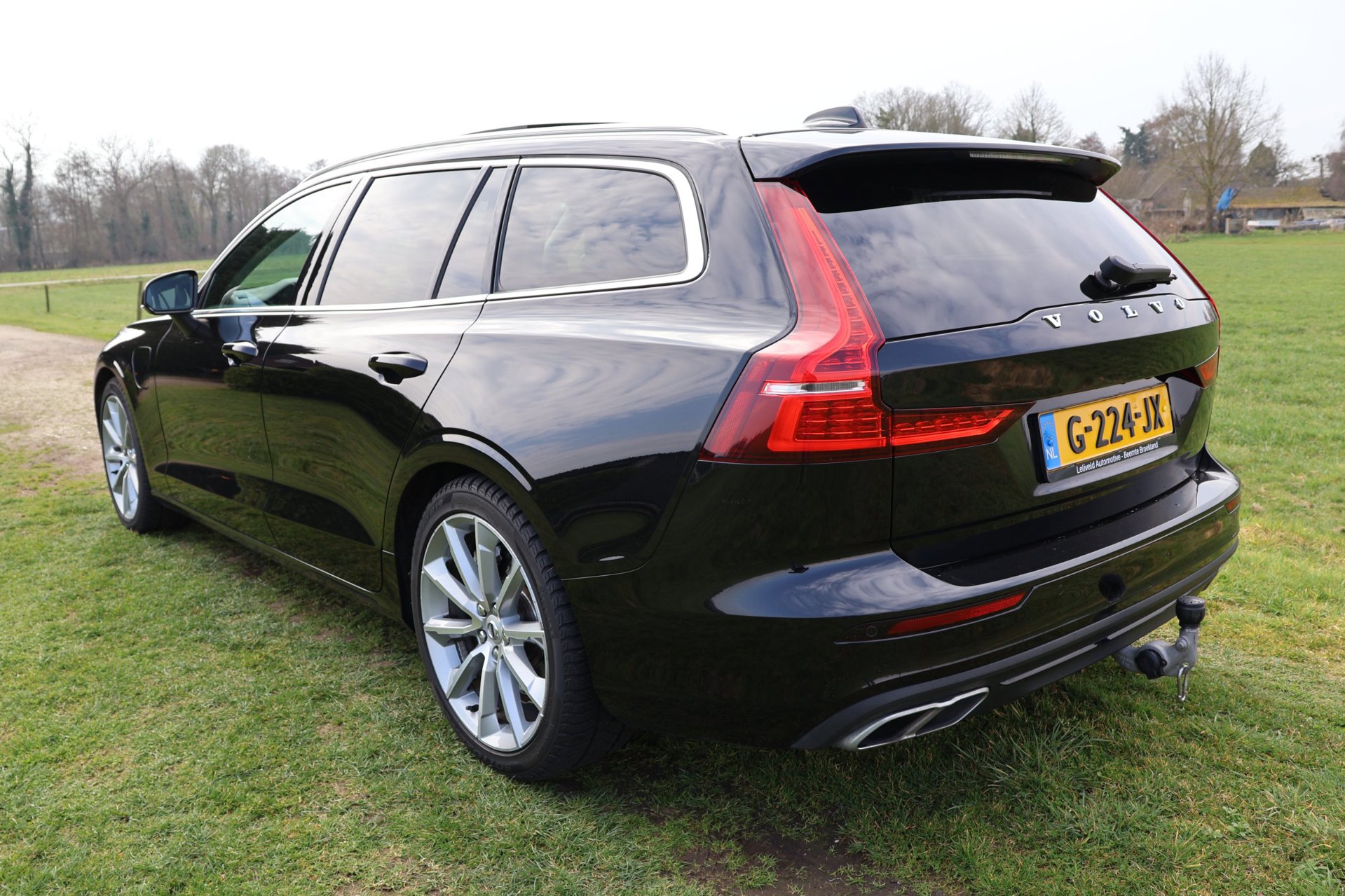 Foto van Volvo V60 T8 Twin Engine