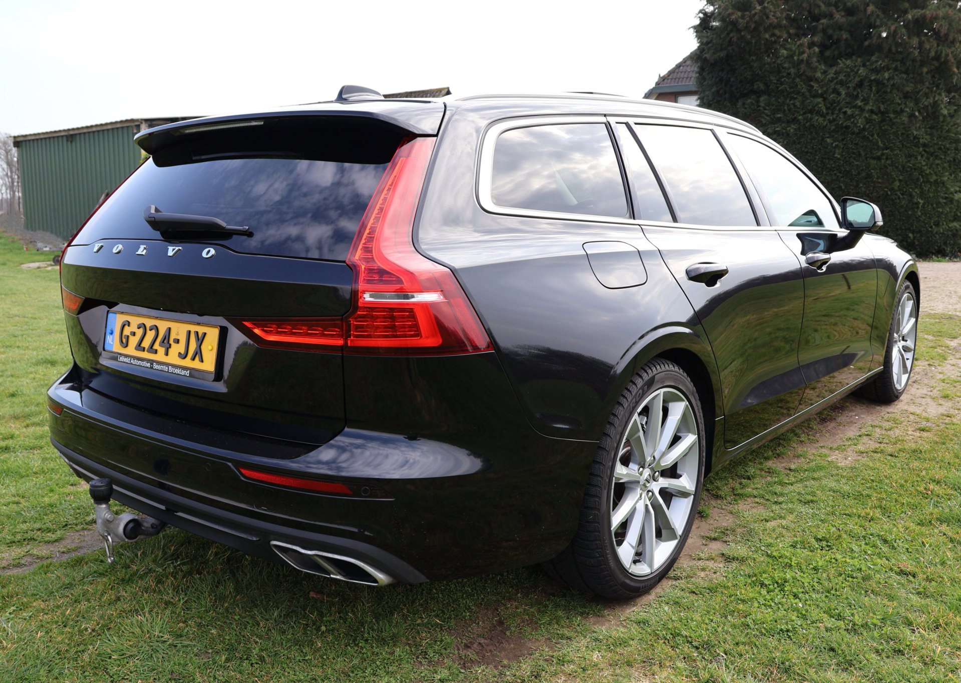 Foto van Volvo V60 T8 Twin Engine