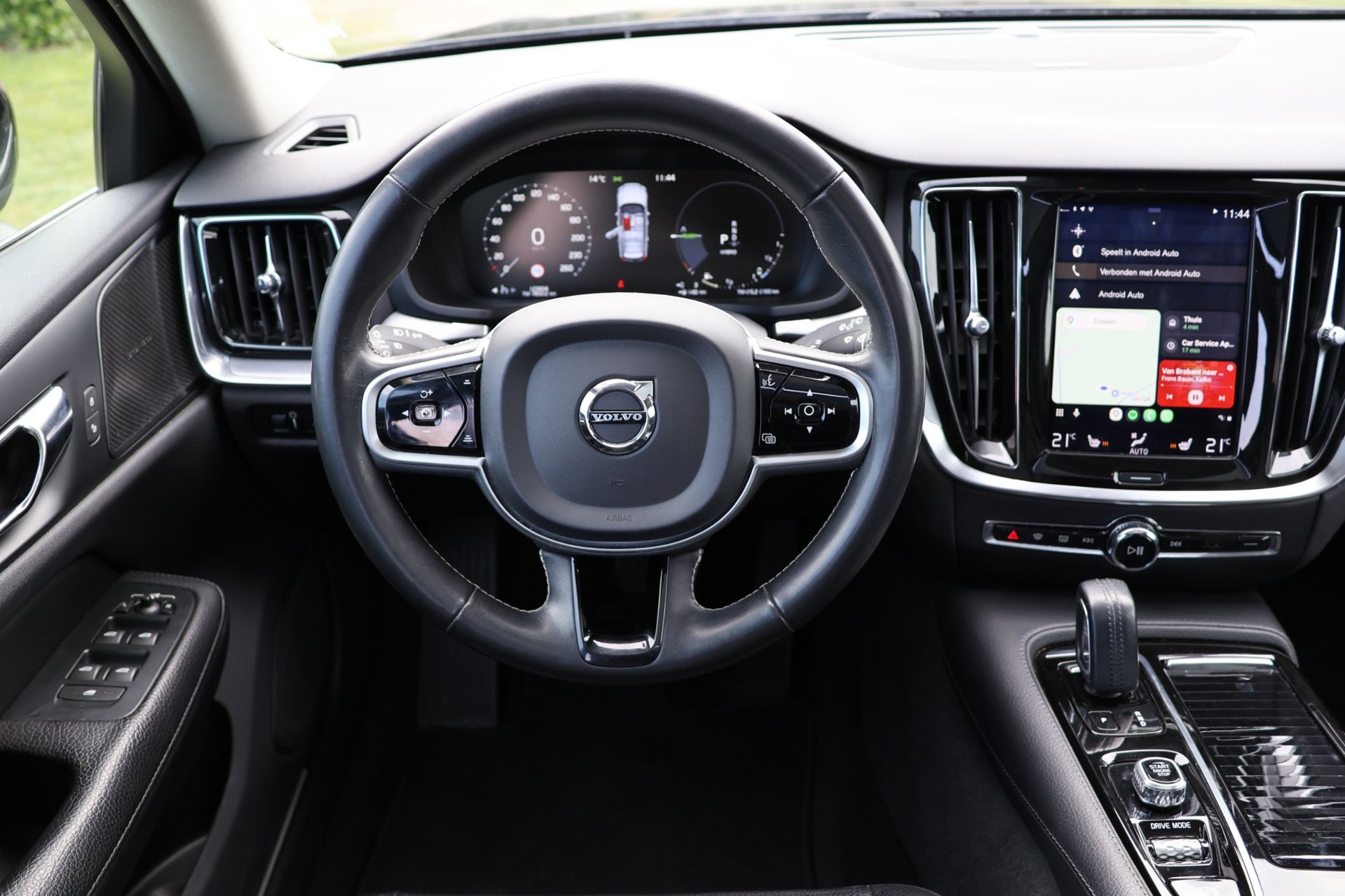Foto van Volvo V60 T8 Twin Engine
