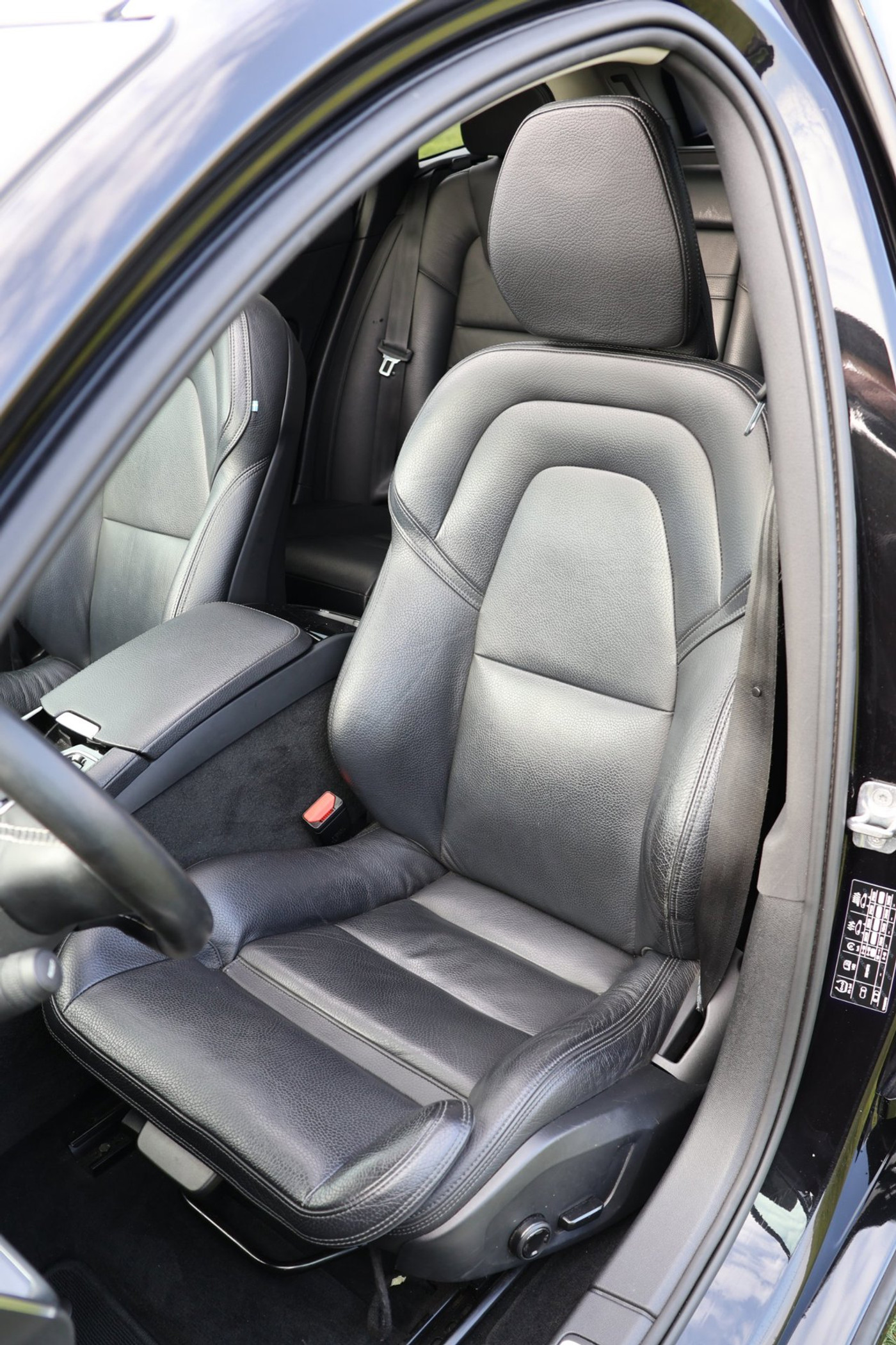 Foto van Volvo V60 T8 Twin Engine