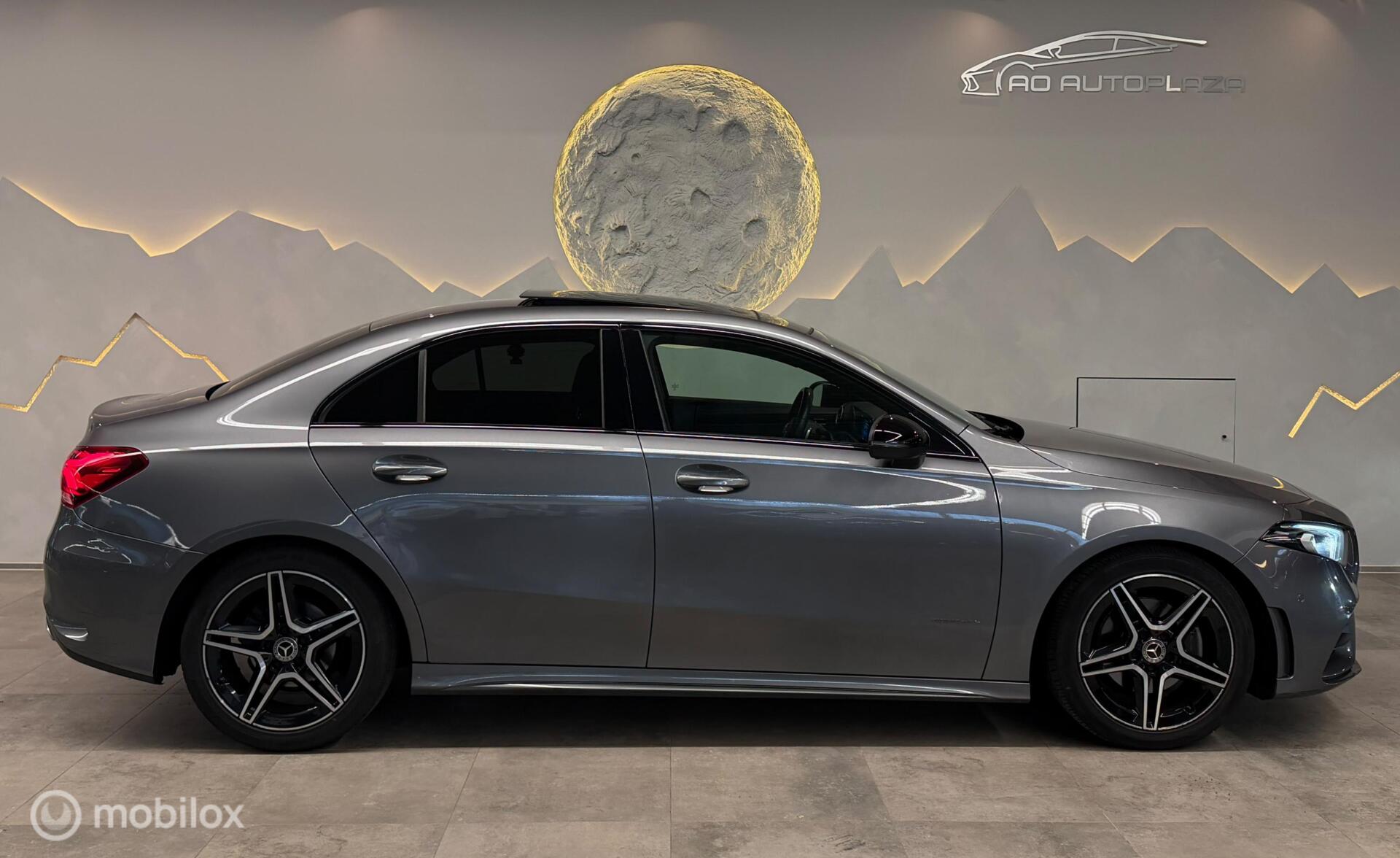 Foto van Mercedes-Benz A 180