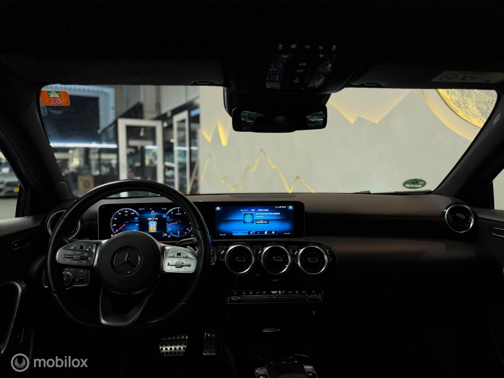 Foto van Mercedes-Benz A 180