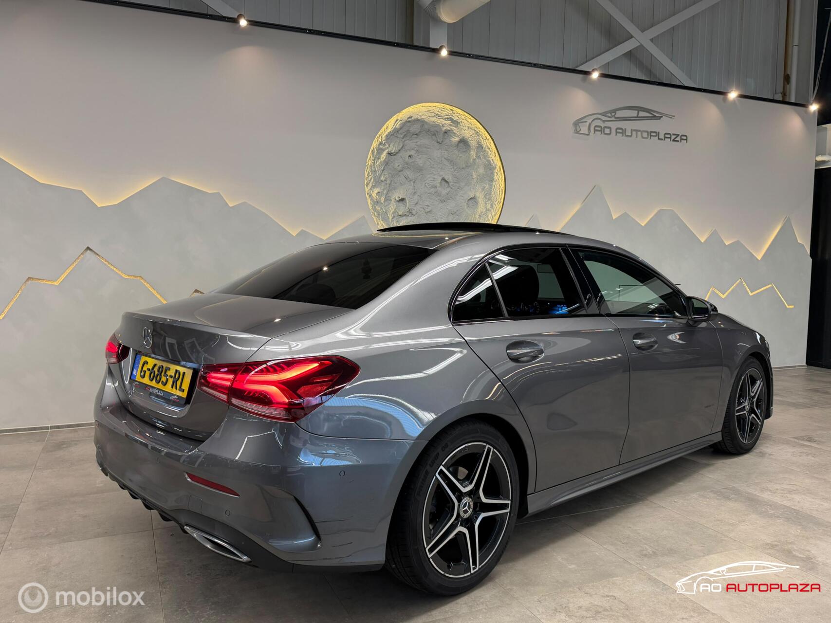 Foto van Mercedes-Benz A 180