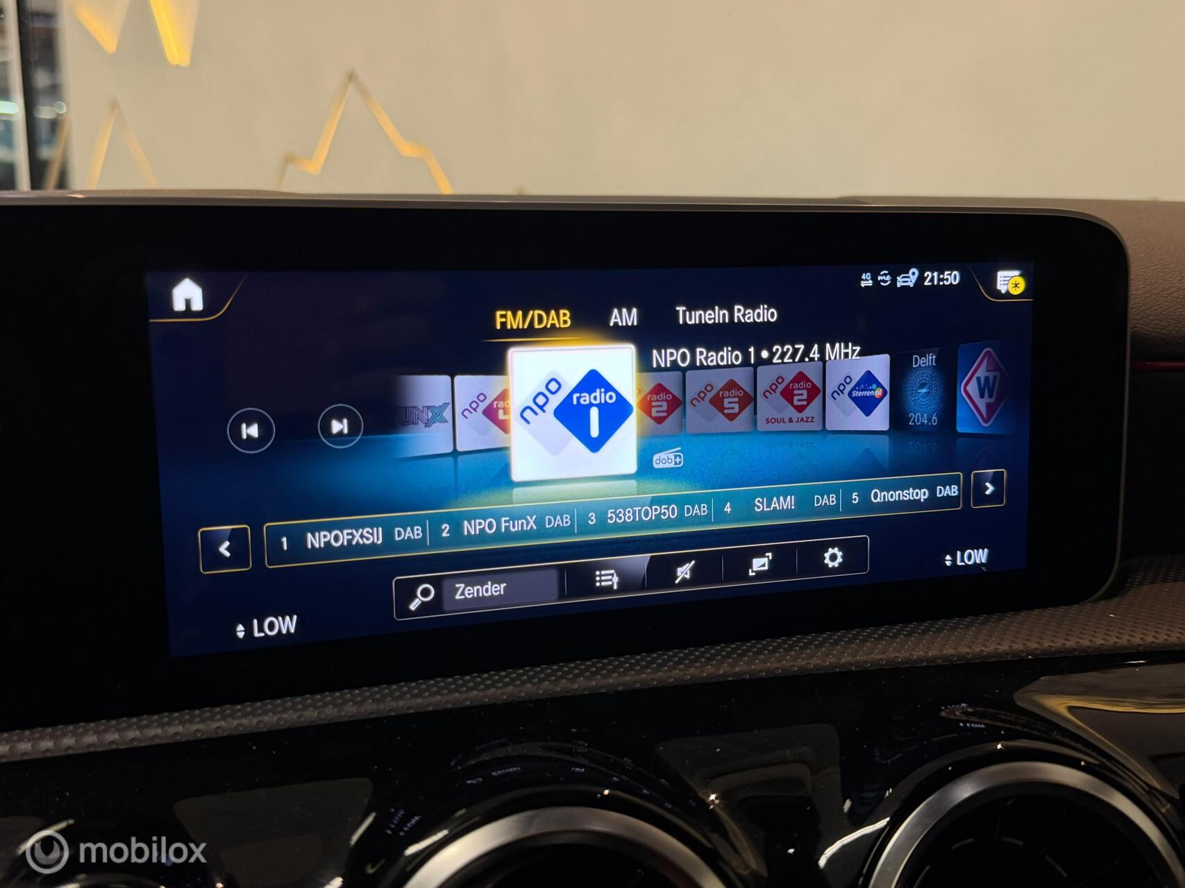 Foto van Mercedes-Benz A 180