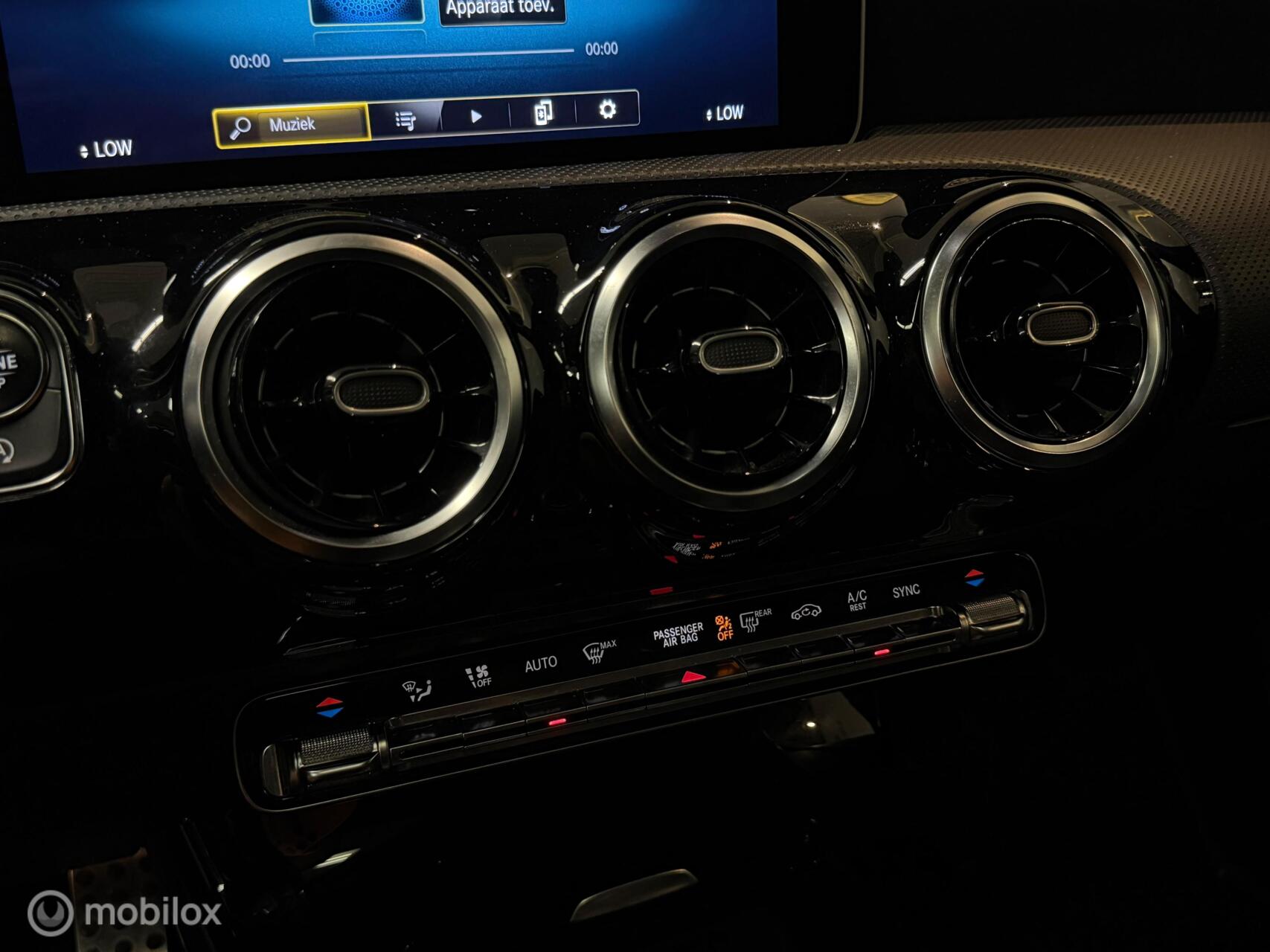 Foto van Mercedes-Benz A 180