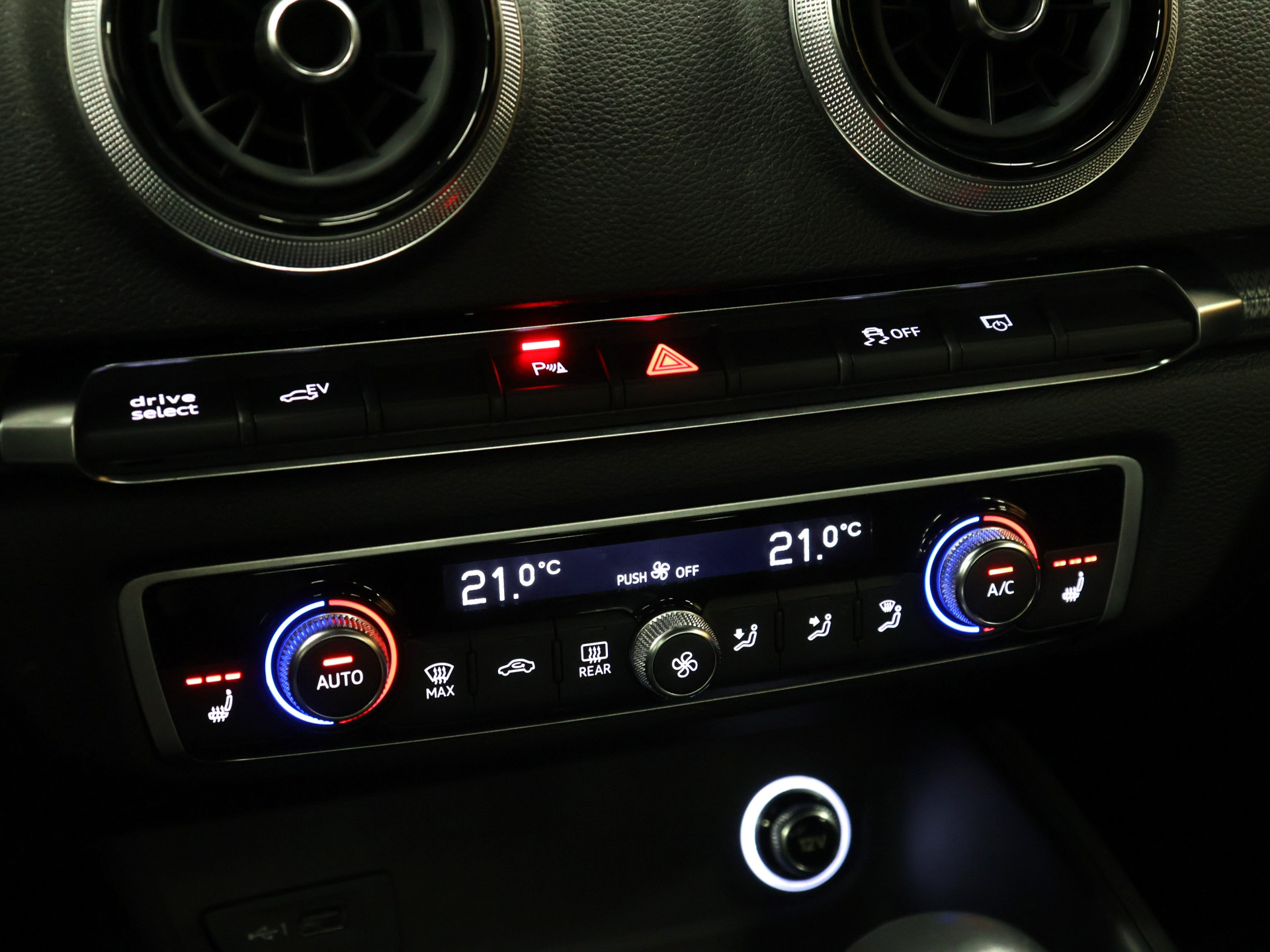 Foto van Audi A3 Sportback E-tron