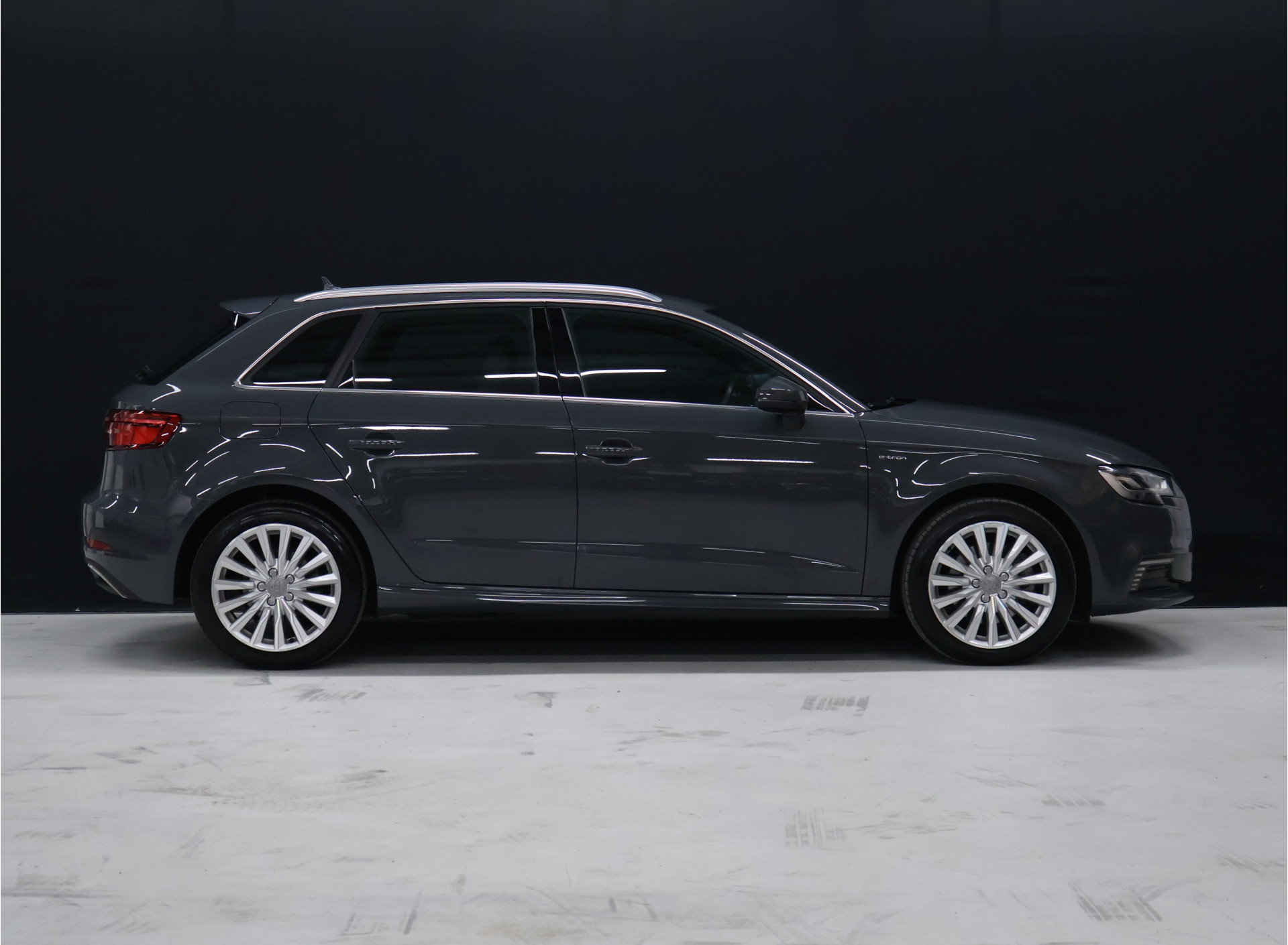 Foto van Audi A3 Sportback E-tron