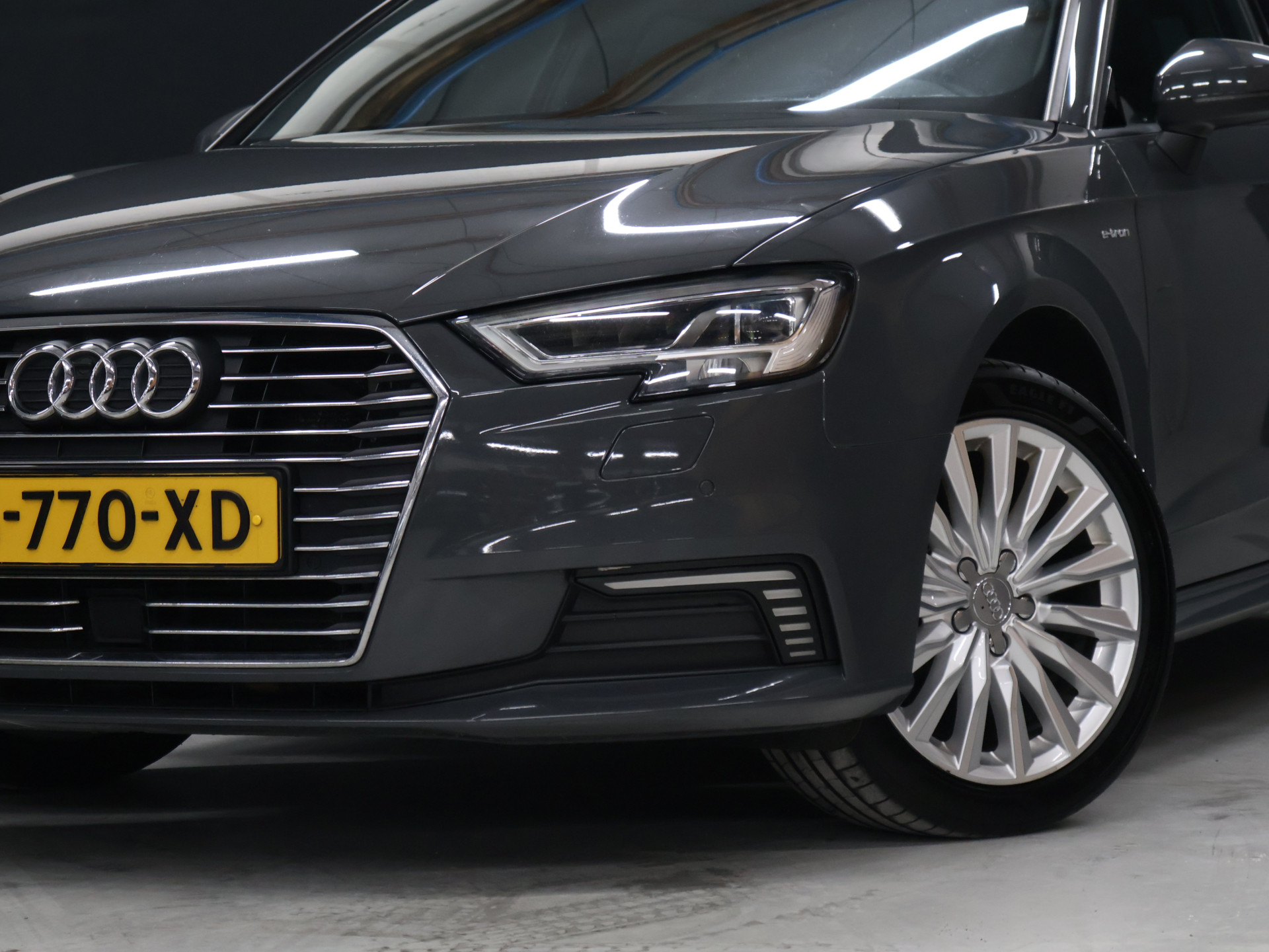 Foto van Audi A3 Sportback E-tron