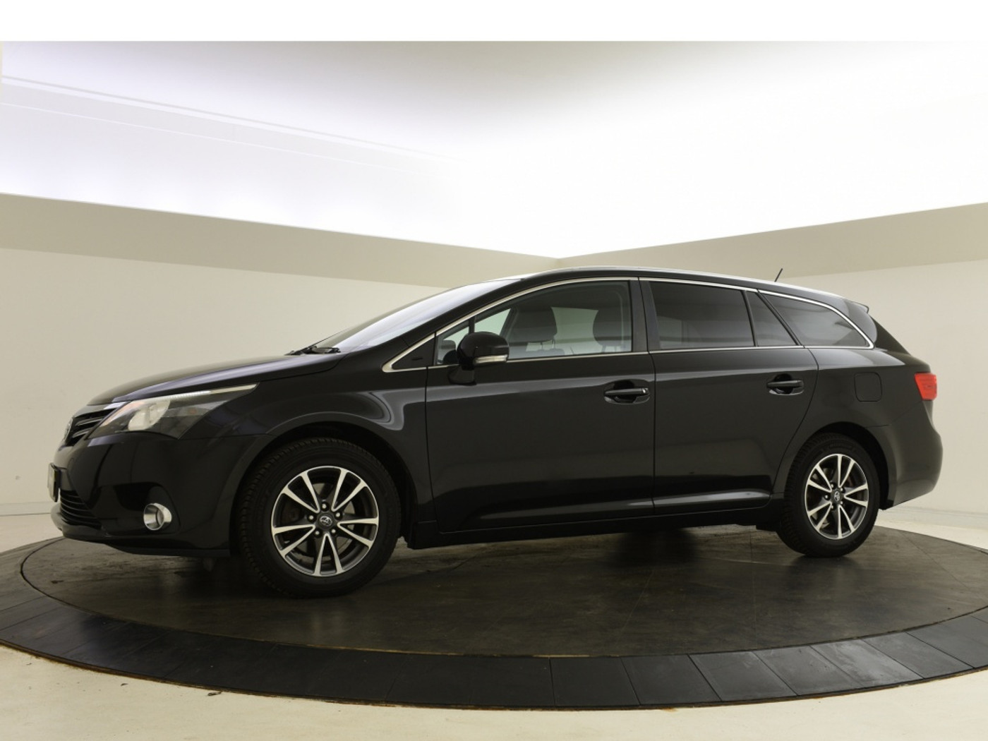 Foto van Toyota Toyota Avensis