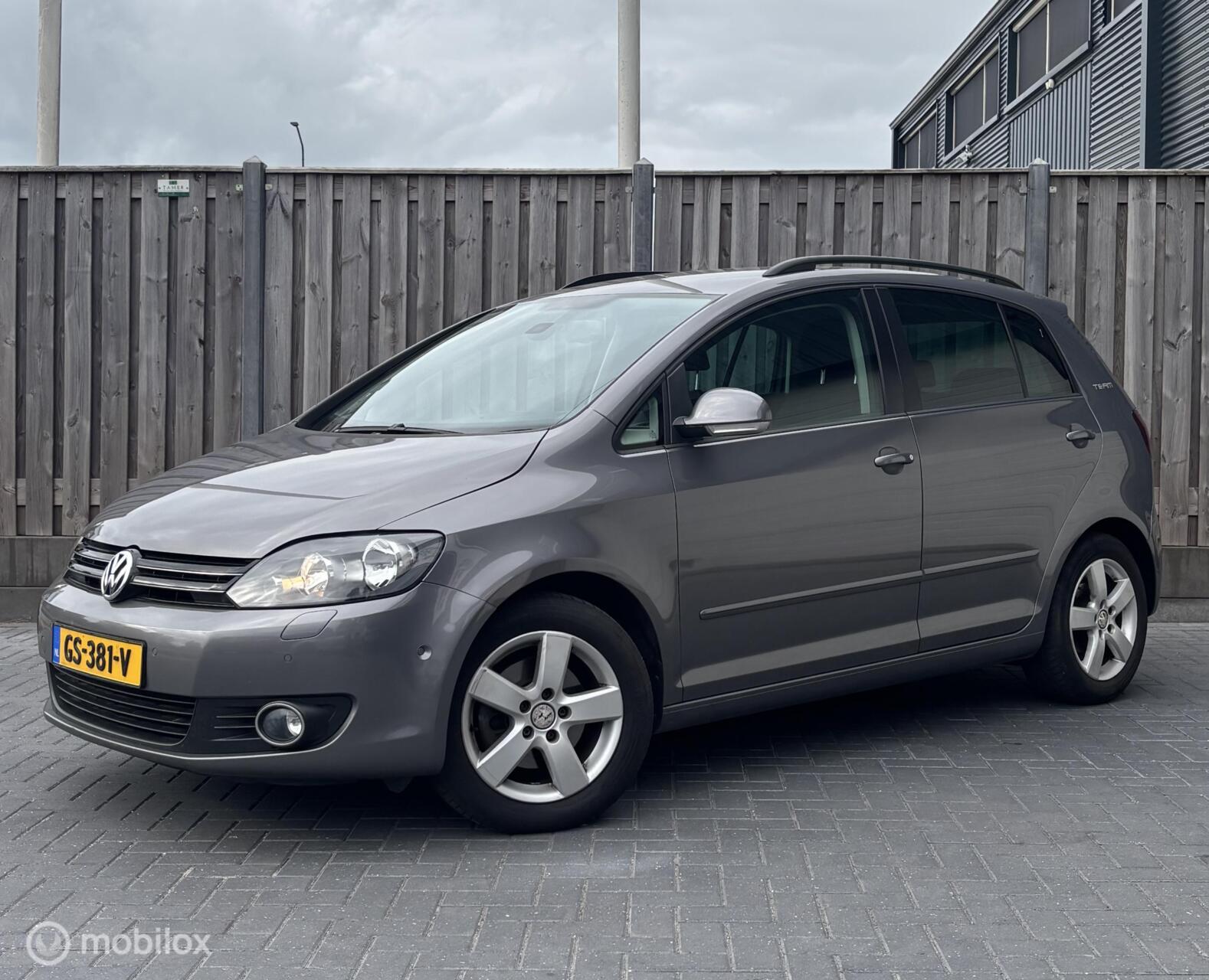 Volkswagen Golf Plus 1.4 TSI Highline/PDC//CRUISE CONTROL 2010 - voorkant