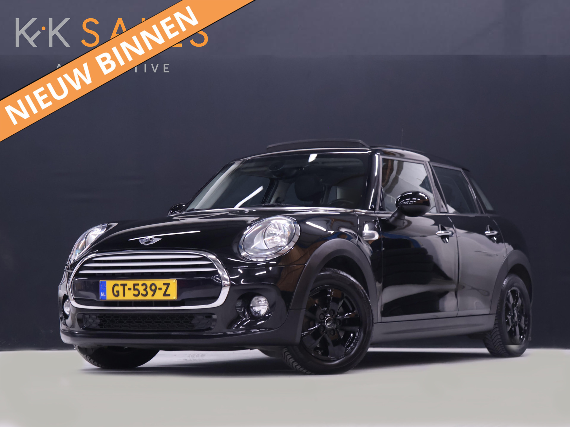 Mini Cooper 1.5 Cooper Salt Business 2015 - voorkant