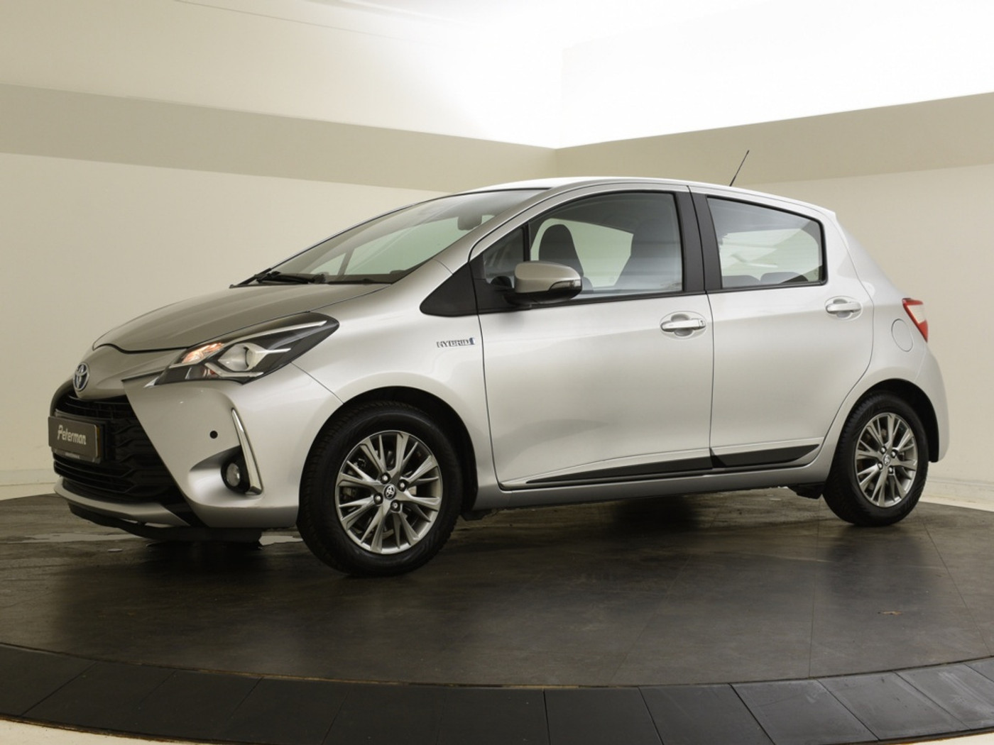 Foto van Toyota Toyota Yaris Hybrid