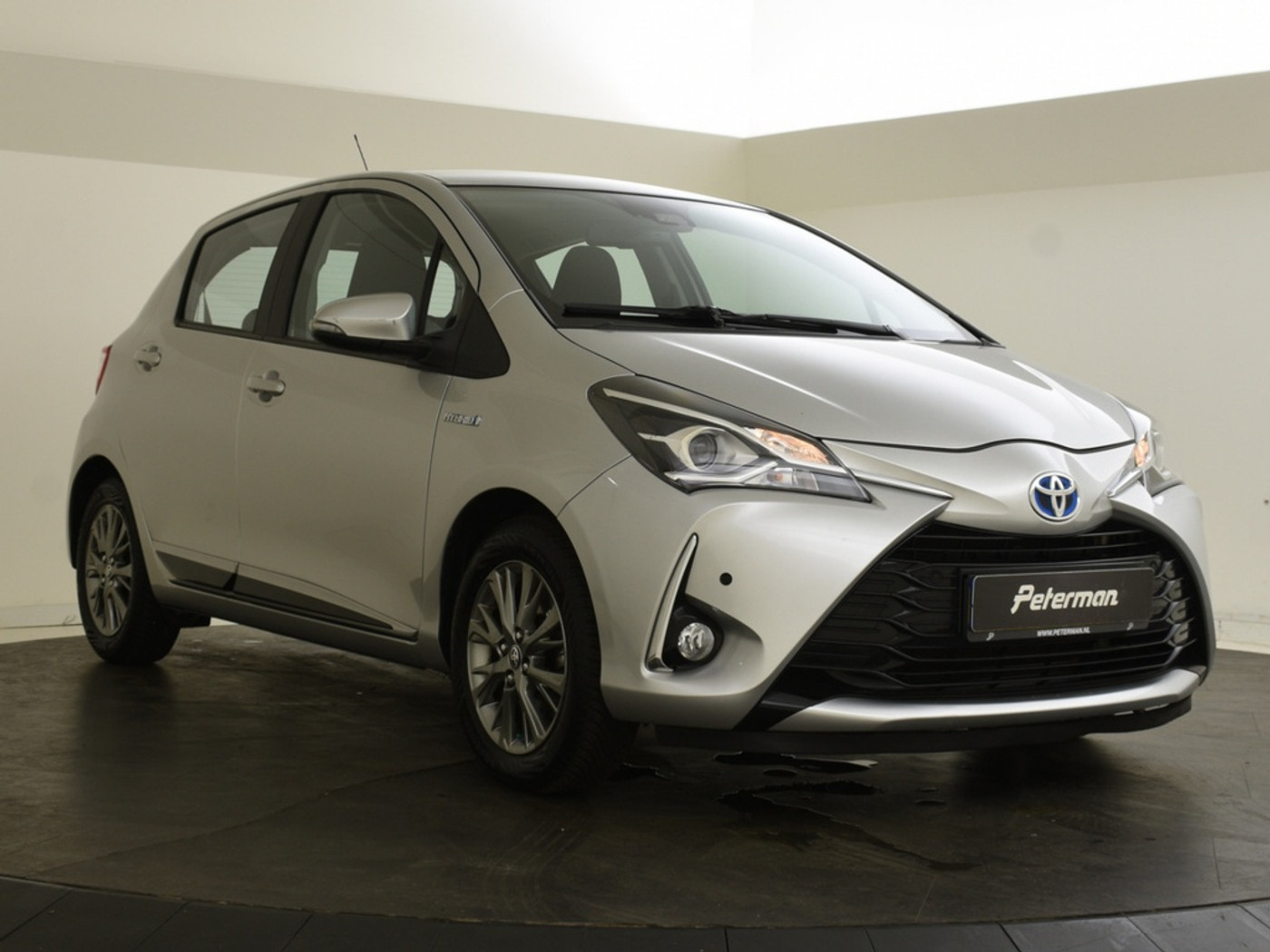 Foto van Toyota Toyota Yaris Hybrid