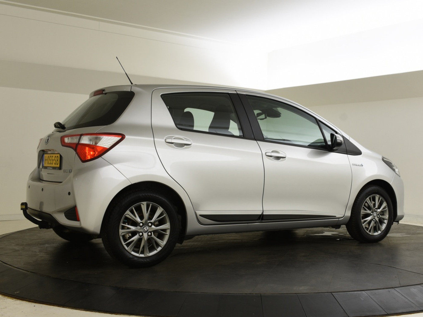 Foto van Toyota Toyota Yaris Hybrid
