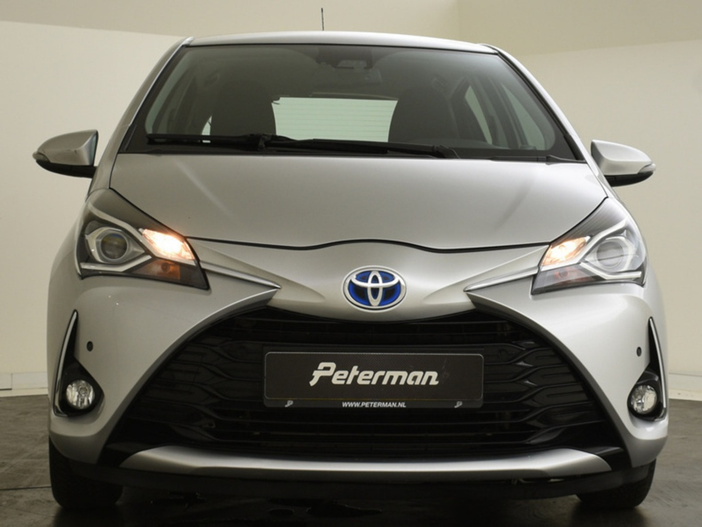 Foto van Toyota Toyota Yaris Hybrid