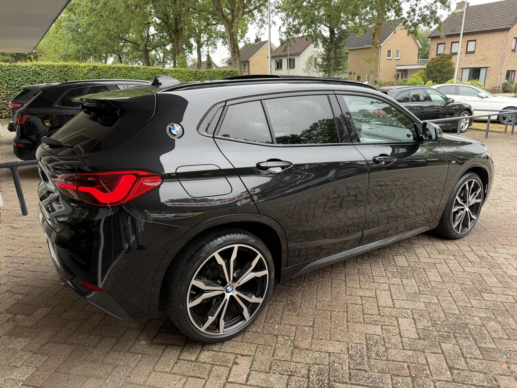 Foto van BMW X2 Sdrive18i