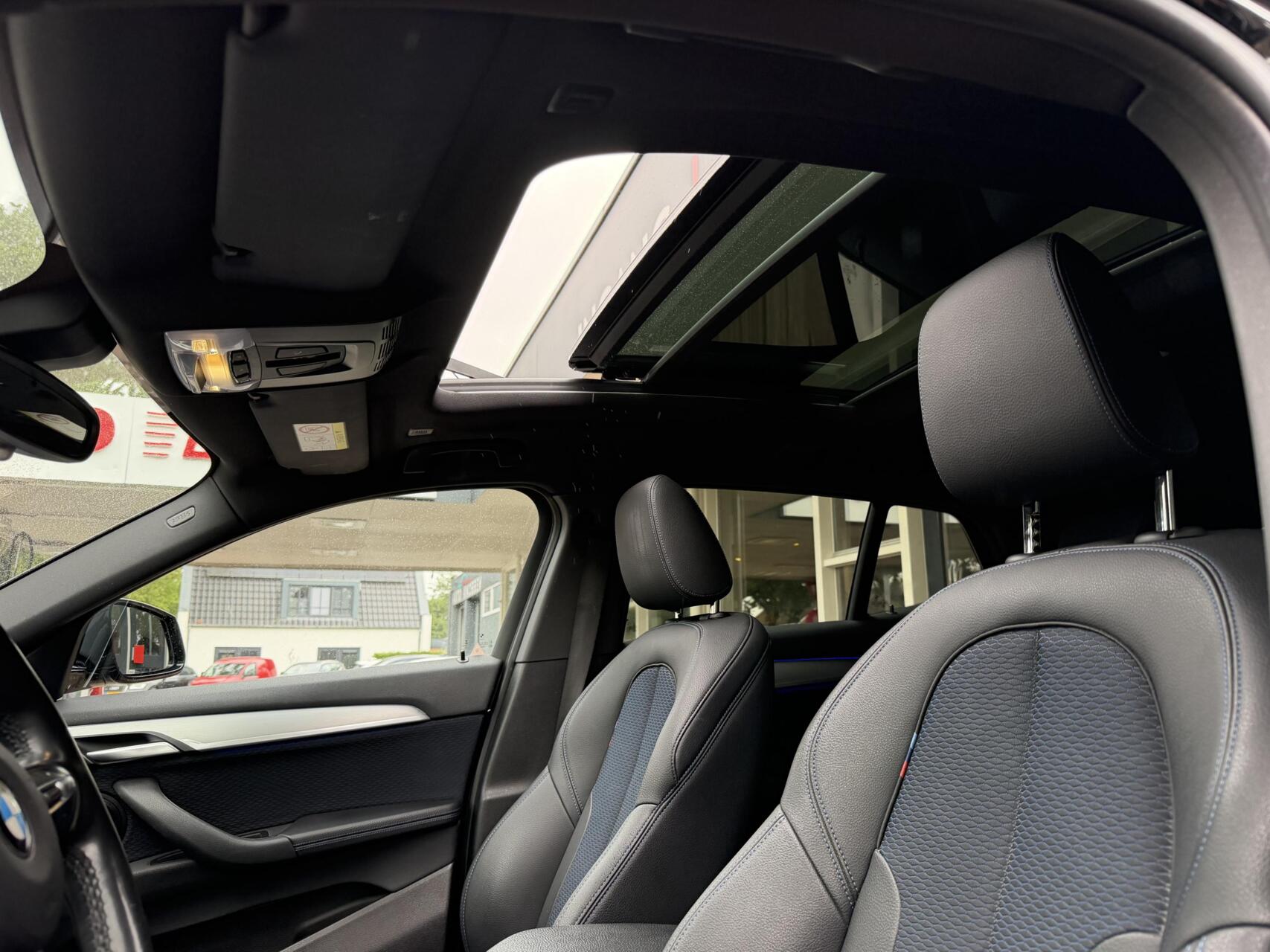 Foto van BMW X2 Sdrive18i