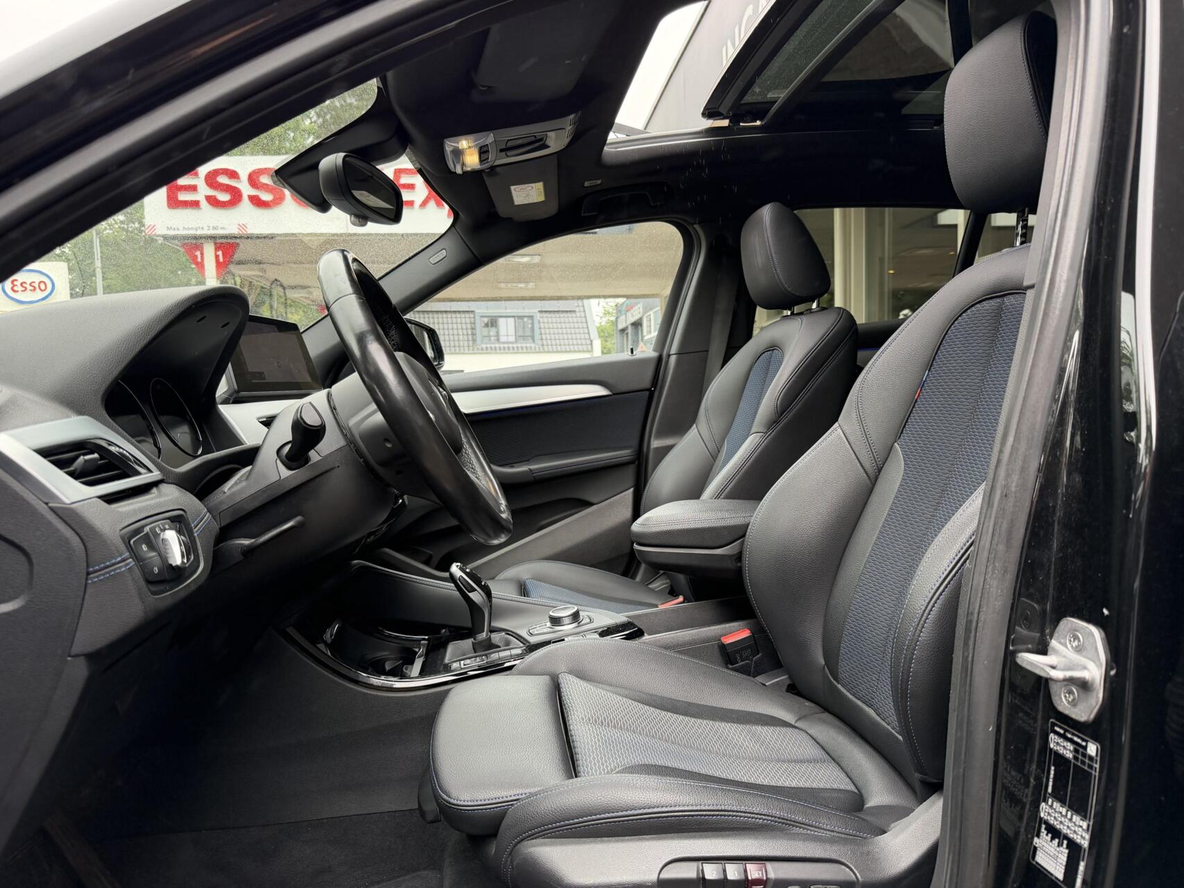 Foto van BMW X2 Sdrive18i