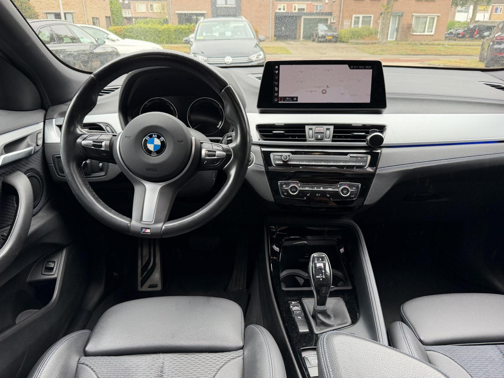 Foto van BMW X2 Sdrive18i