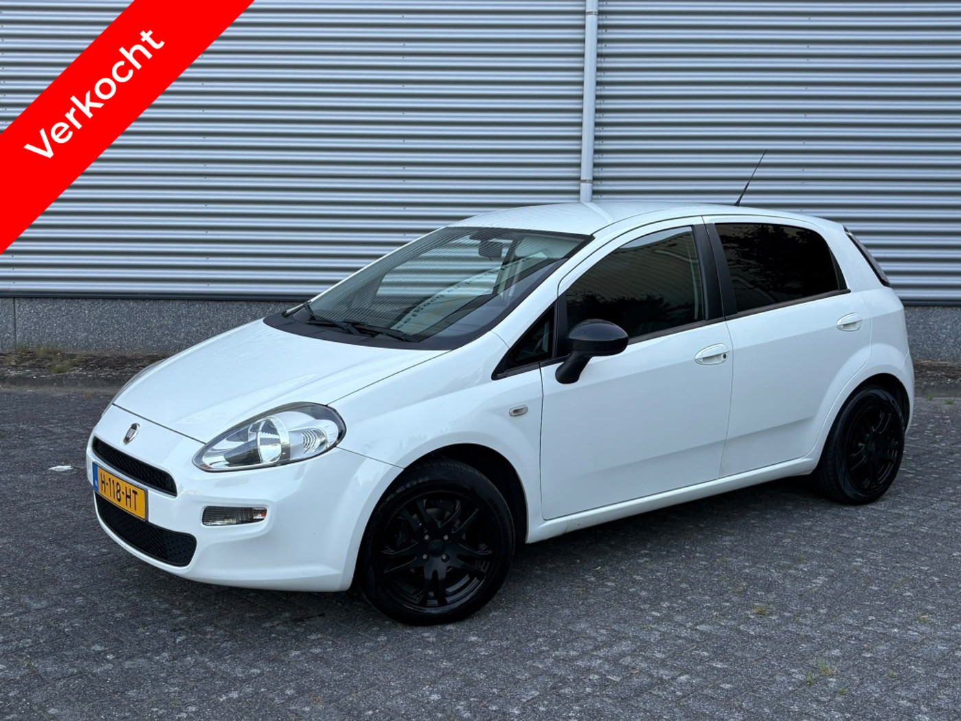 Fiat Fiat Punto 1.2 Pop 5 Deurs Distributie V.V. Velgen Org NL NAP 2013 - voorkant