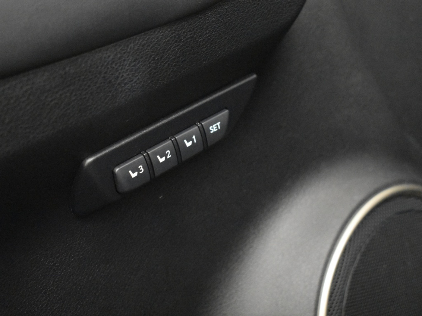 Foto van Lexus Lexus Nx300h