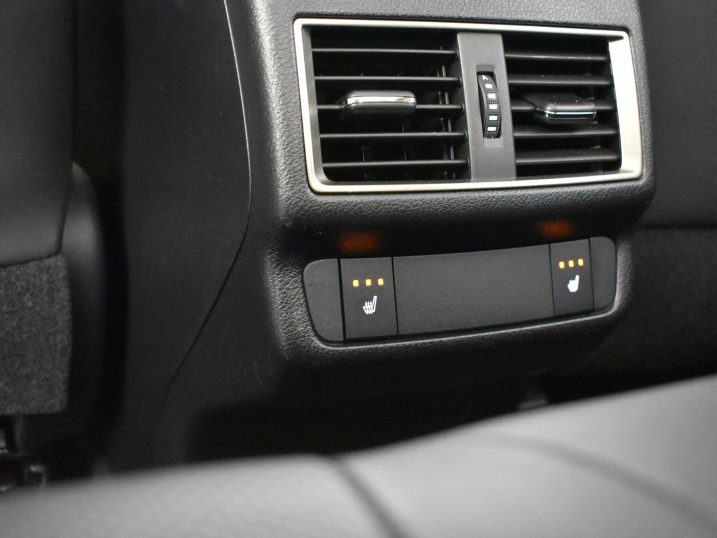 Foto van Lexus Lexus Nx300h
