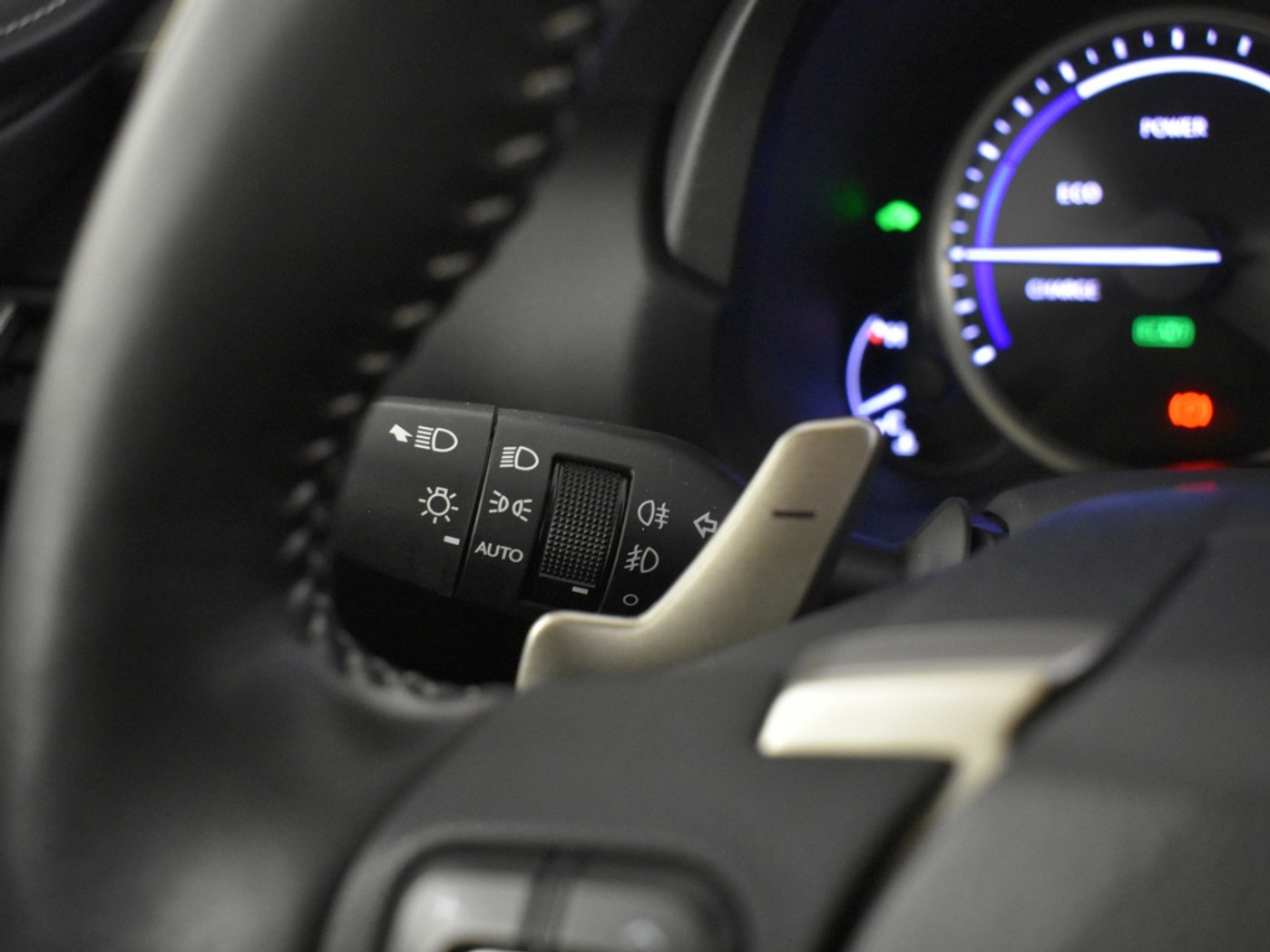 Foto van Lexus Lexus Nx300h