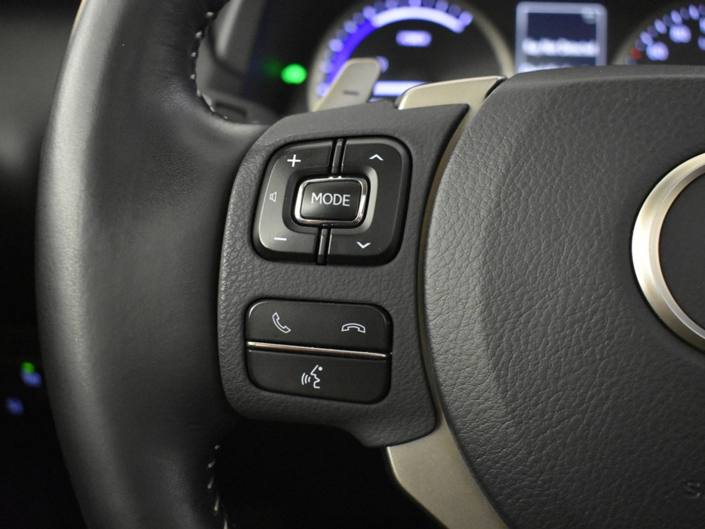 Foto van Lexus Lexus Nx300h