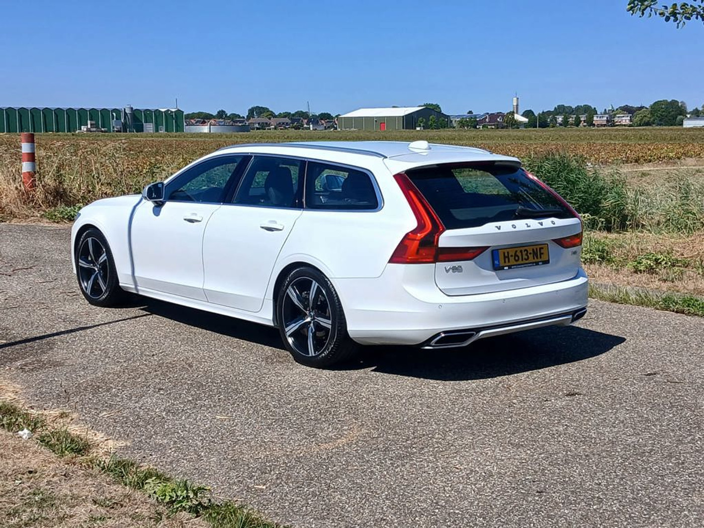 Foto van Volvo V90
