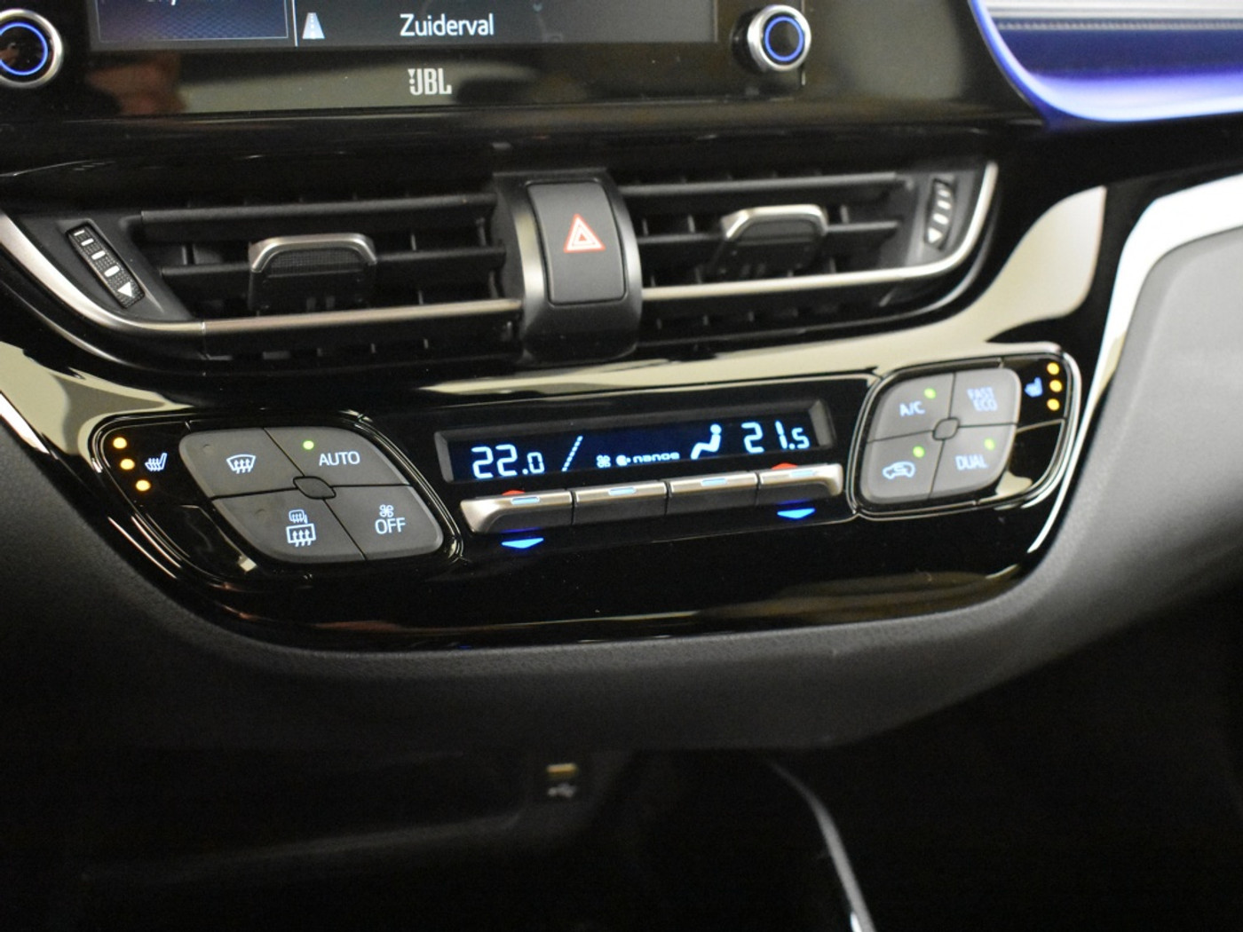 Foto van Toyota Toyota C-hr