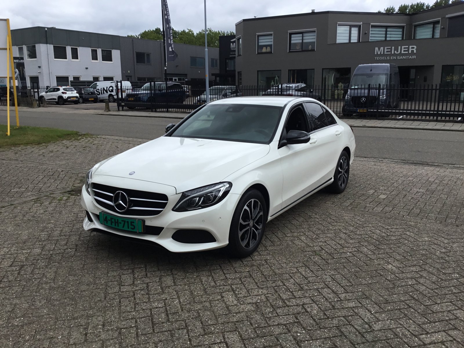 Mercedes-Benz C-klasse 200 Premium Plus 2017 - voorkant