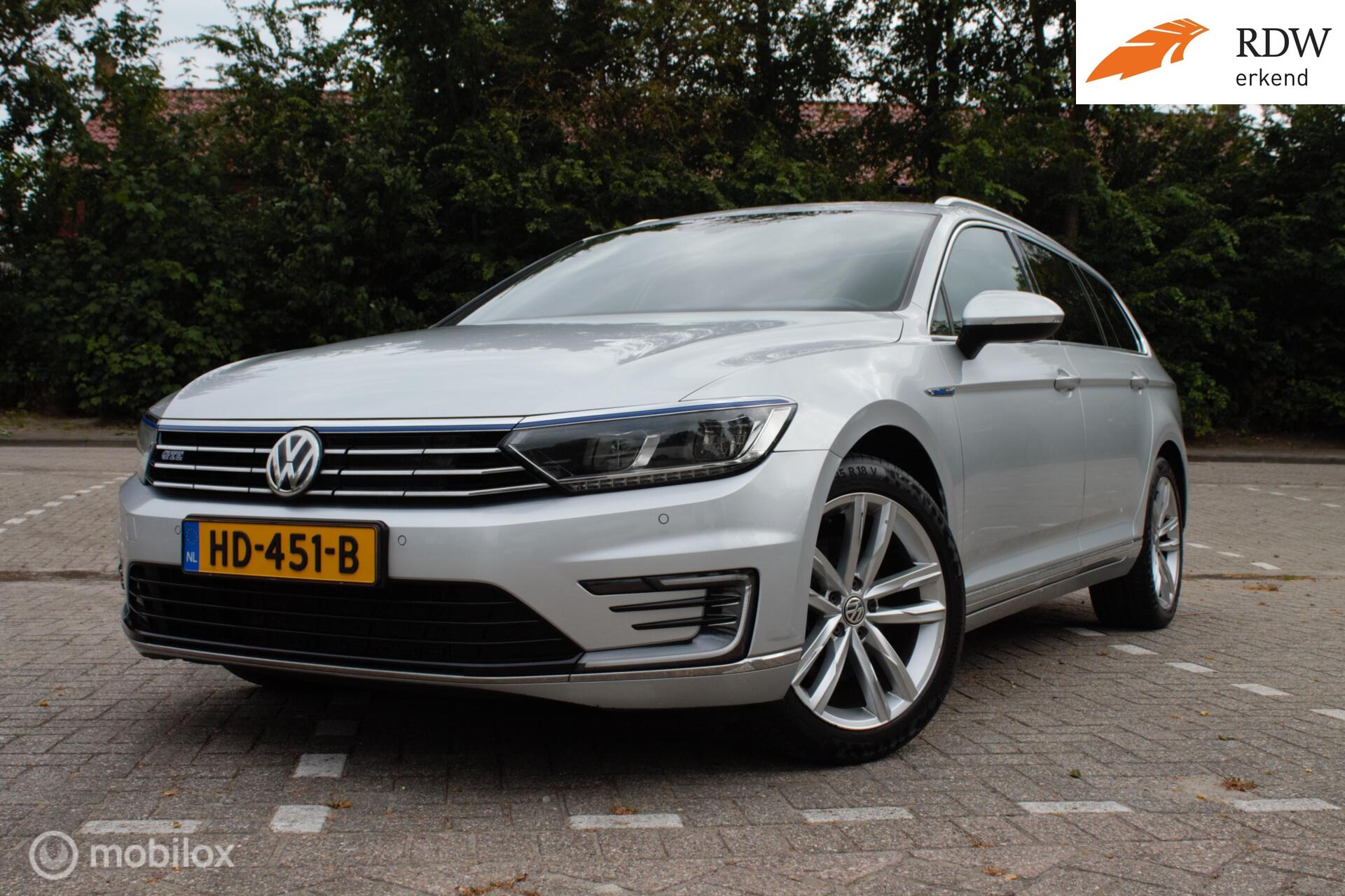 Volkswagen Passat 1.4 TSI GTE Highline | Pano Dak!! 2015 - voorkant