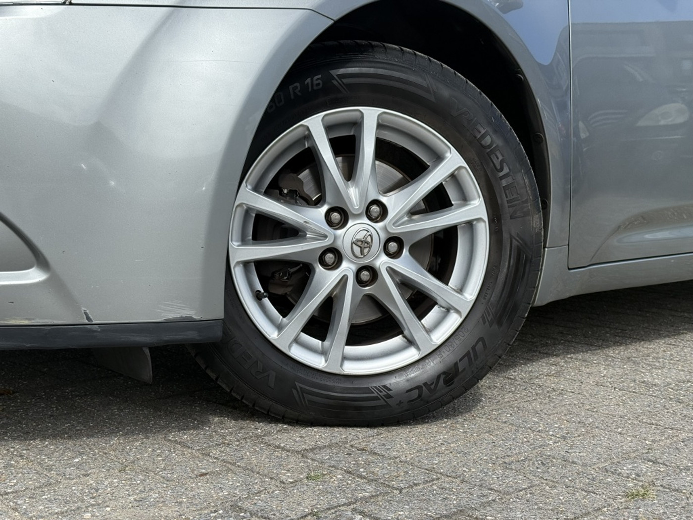 Foto van Toyota Toyota Avensis