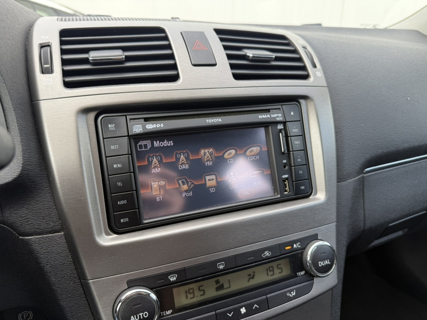 Foto van Toyota Toyota Avensis