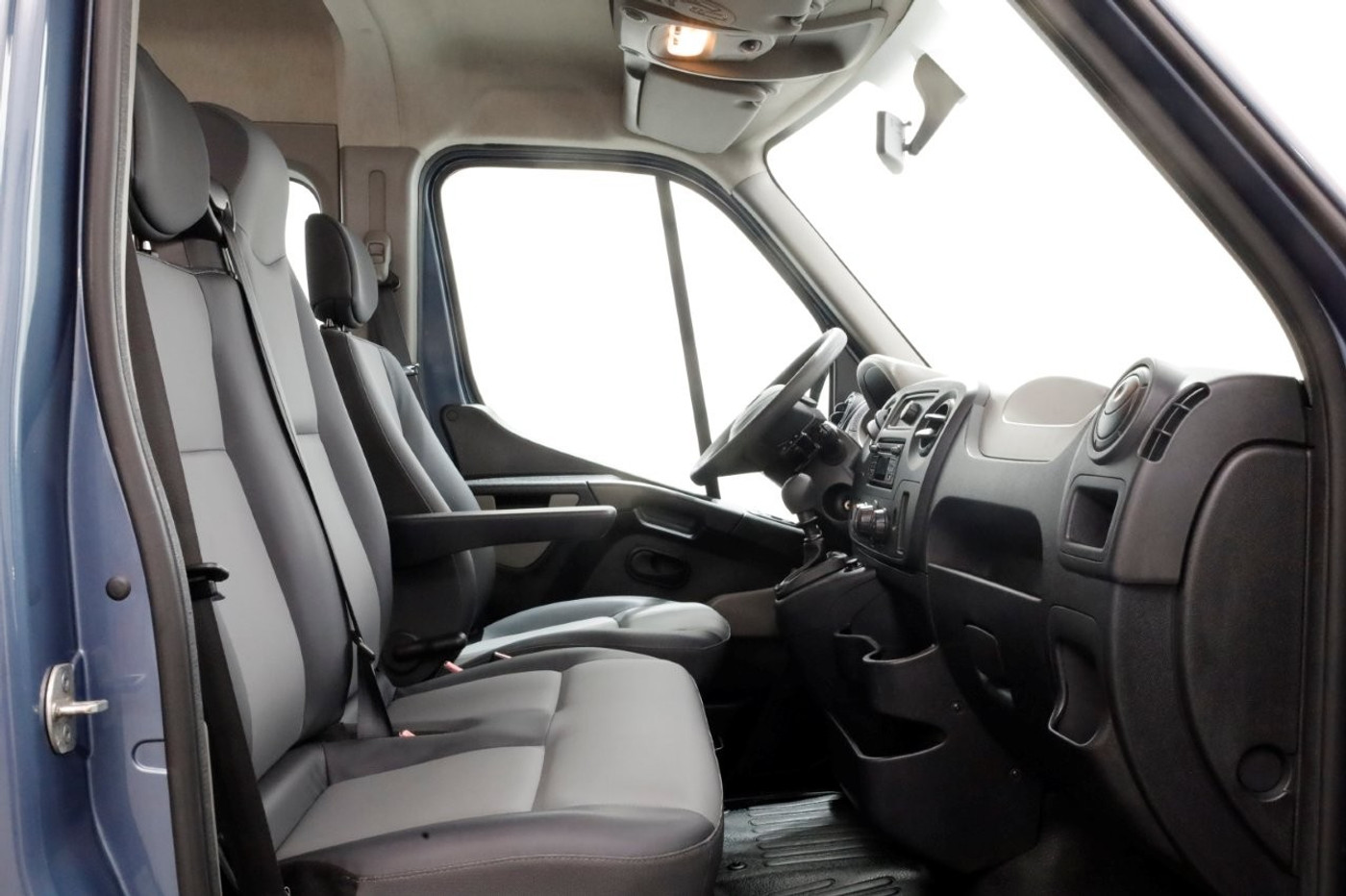 Foto van Opel Movano Combi