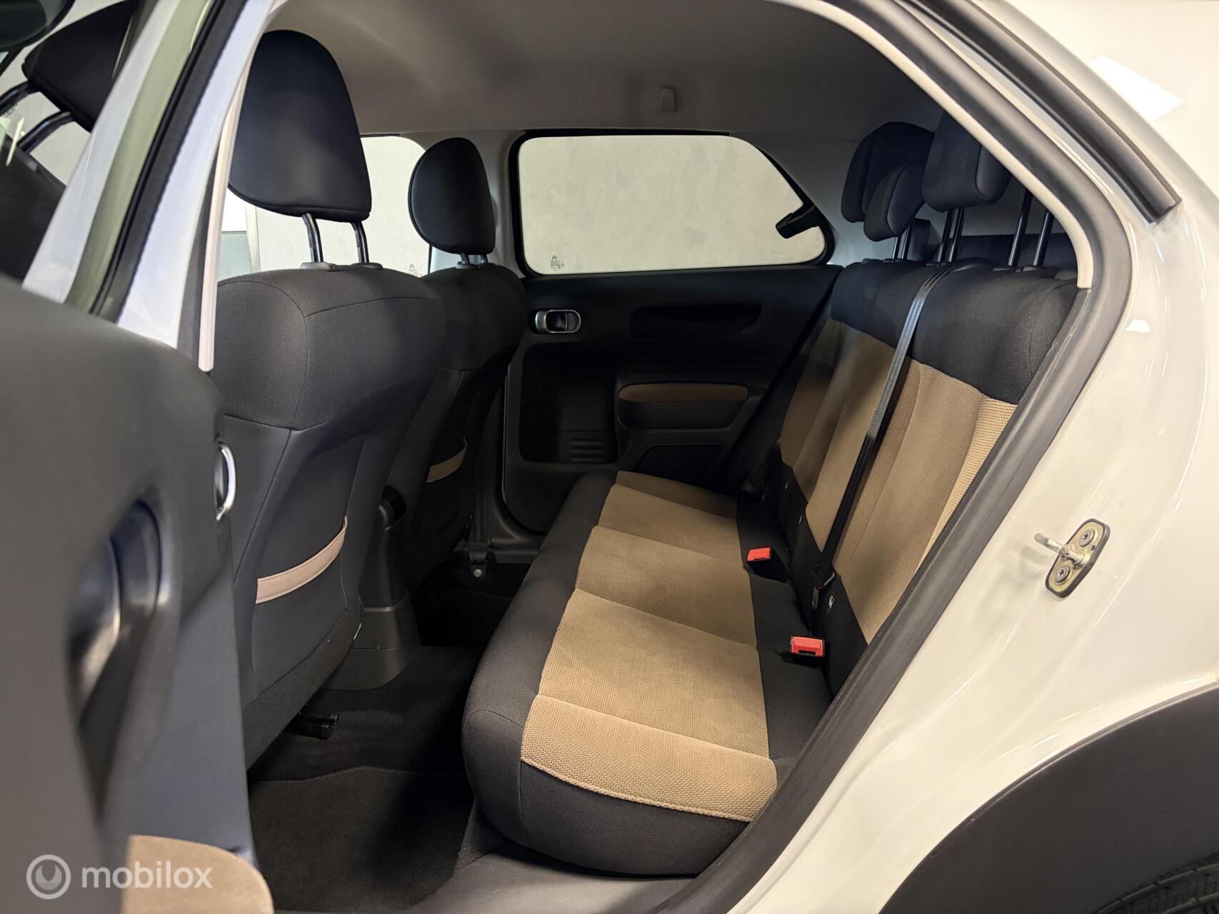 Foto van Citroen C4 Cactus