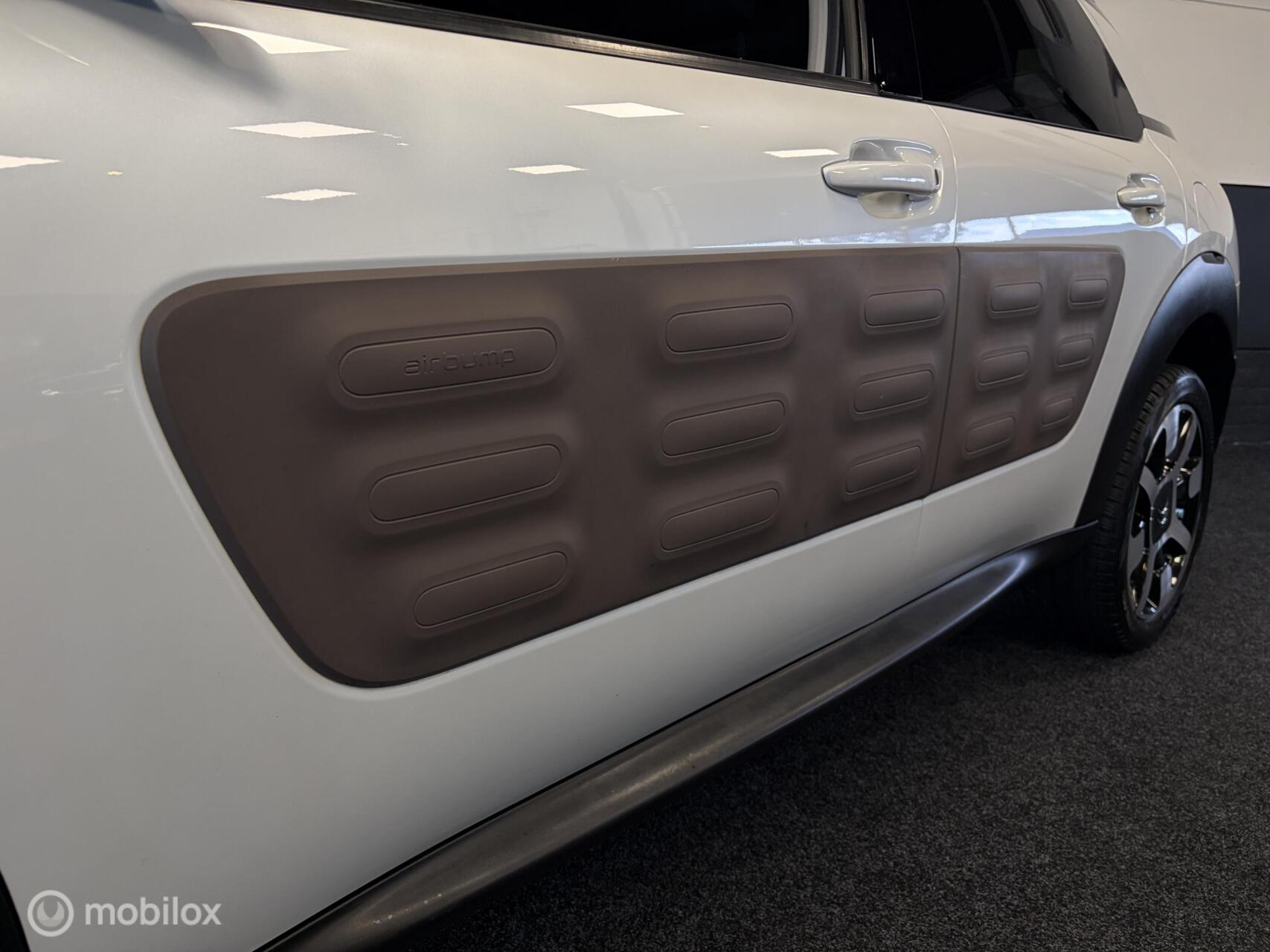 Foto van Citroen C4 Cactus