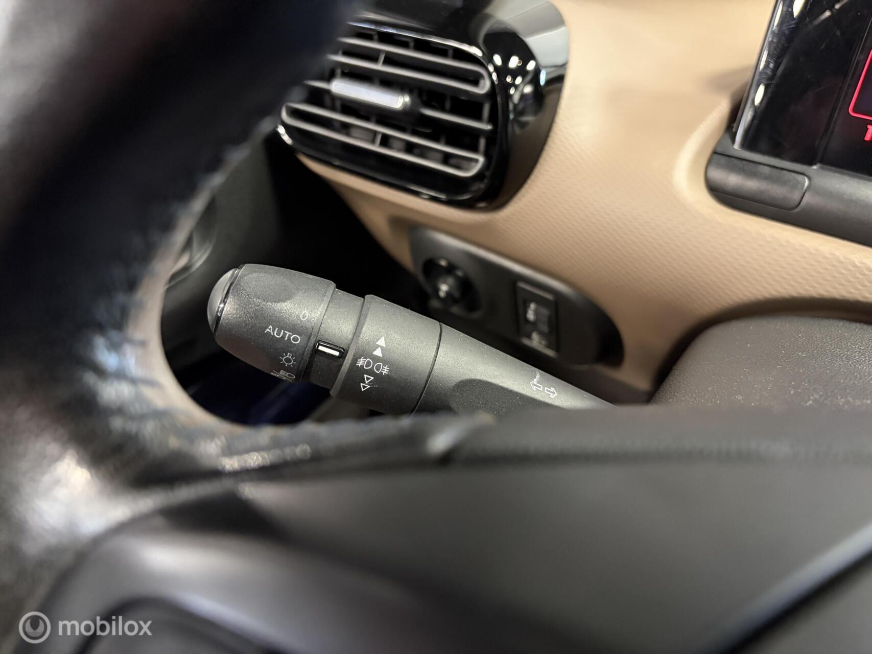 Foto van Citroen C4 Cactus