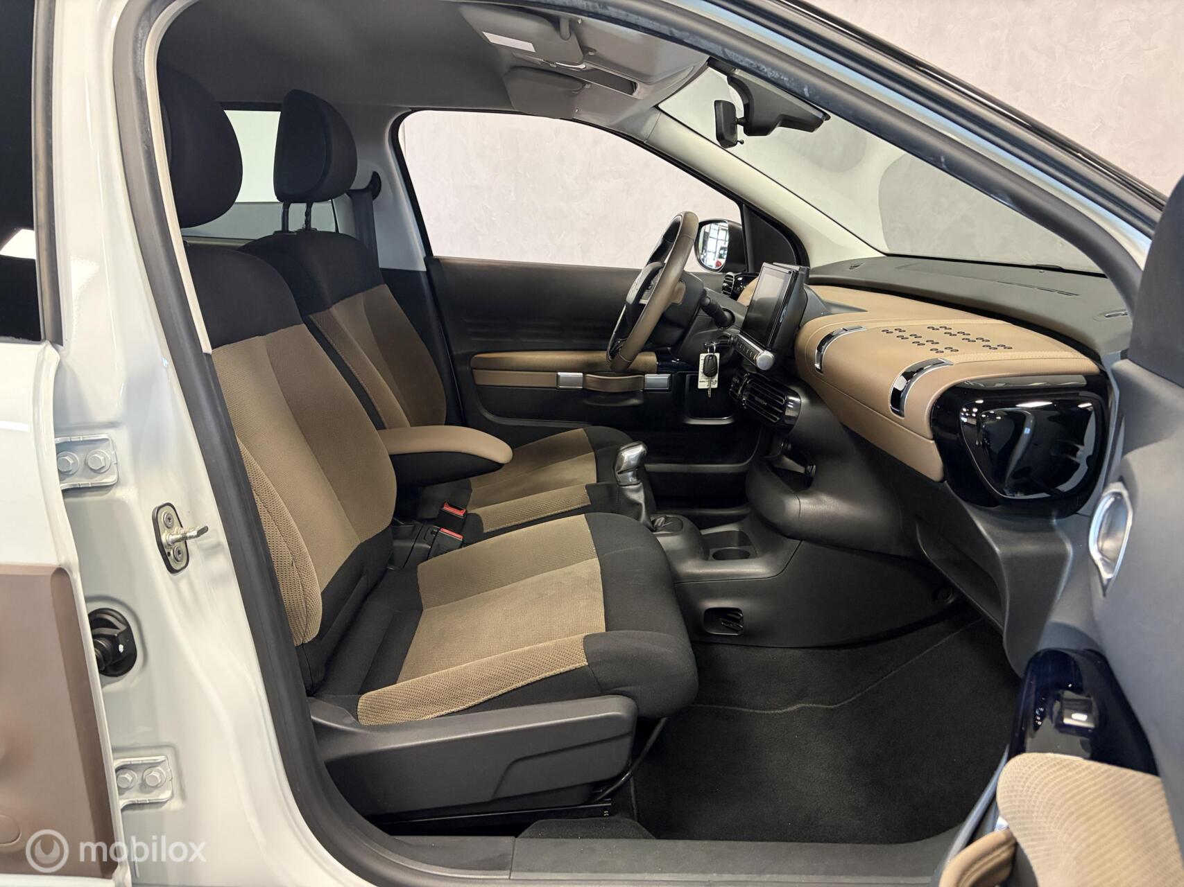 Foto van Citroen C4 Cactus
