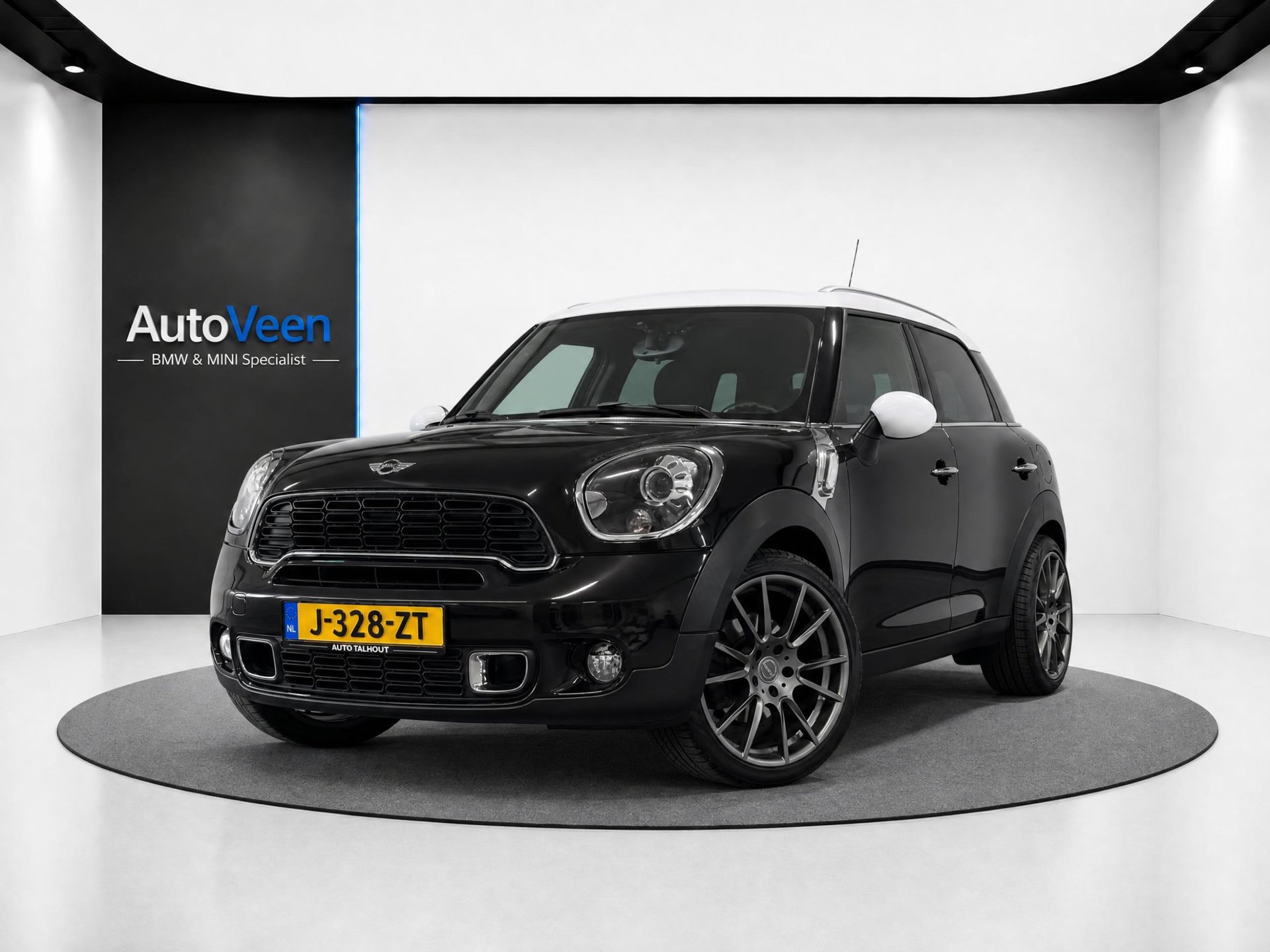 Mini Cooper S Countryman 1.6 Cooper S Chili (PANO, STOELVERWARMING, LEDER, NAVI, CRUISE) 2012 - voorkant