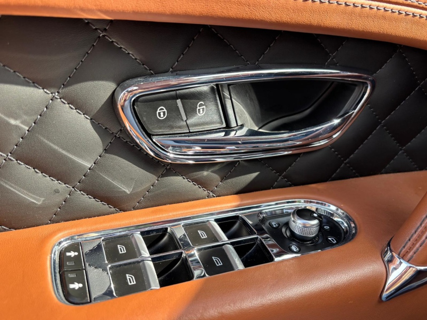 Foto van Bentley Bentayga W12