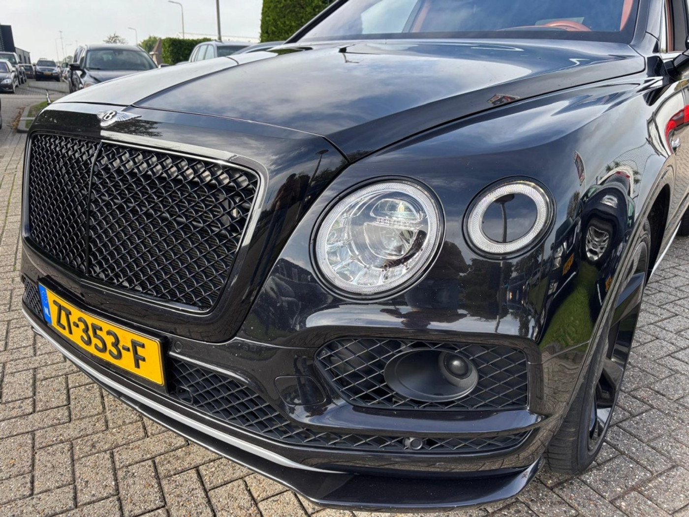 Foto van Bentley Bentayga W12