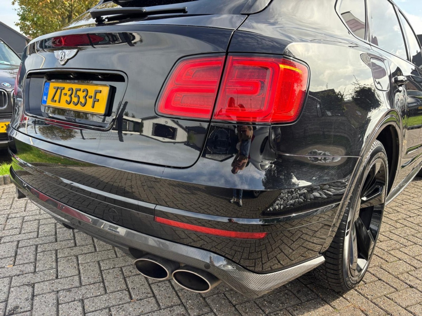 Foto van Bentley Bentayga W12