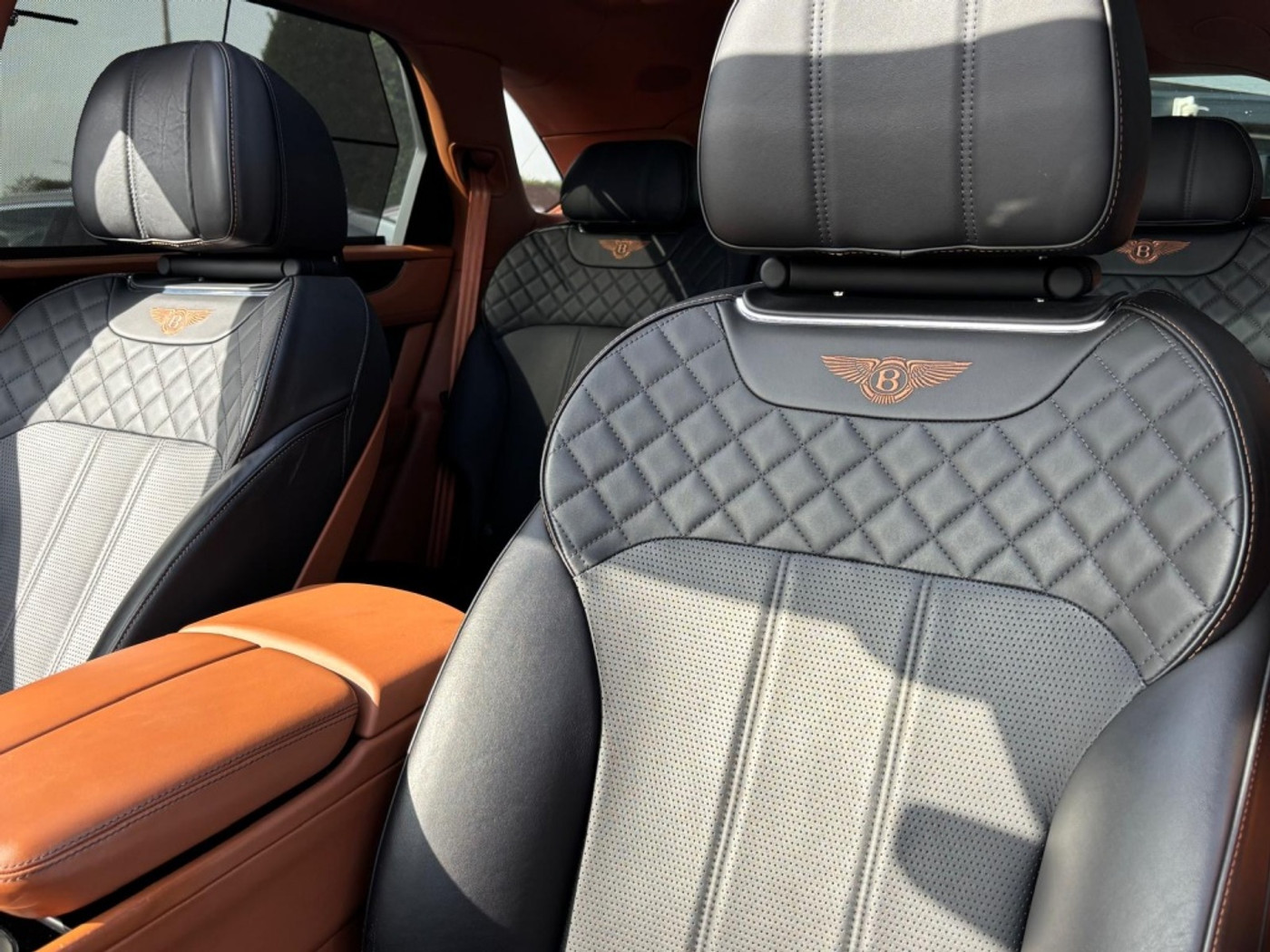 Foto van Bentley Bentayga W12