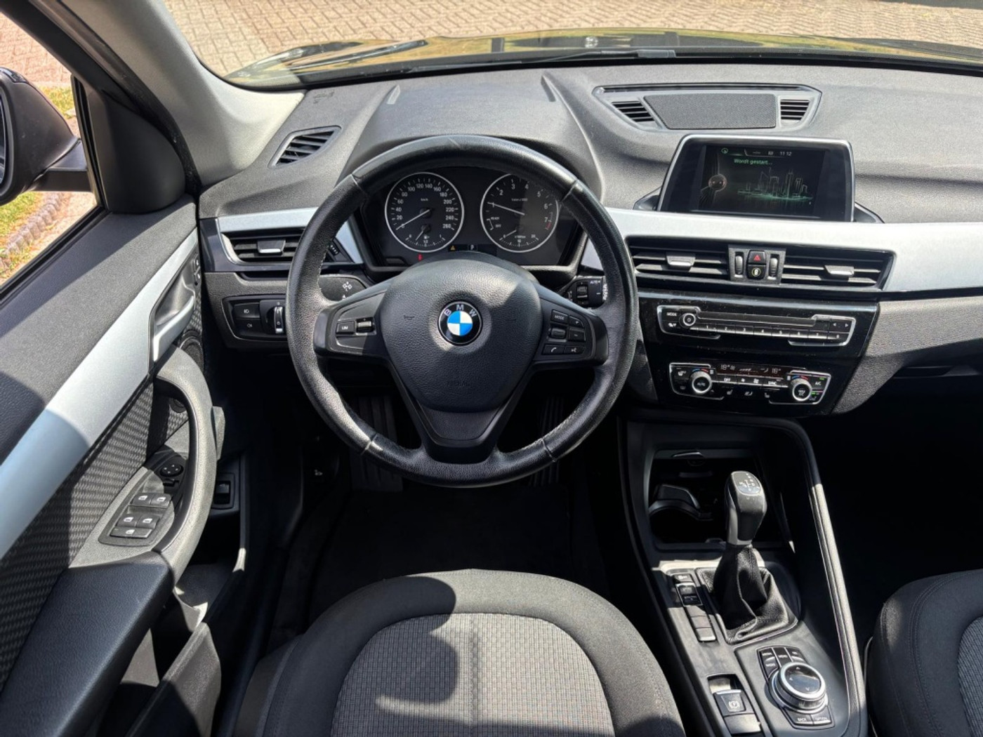 Foto van BMW X1 Sdrive18i