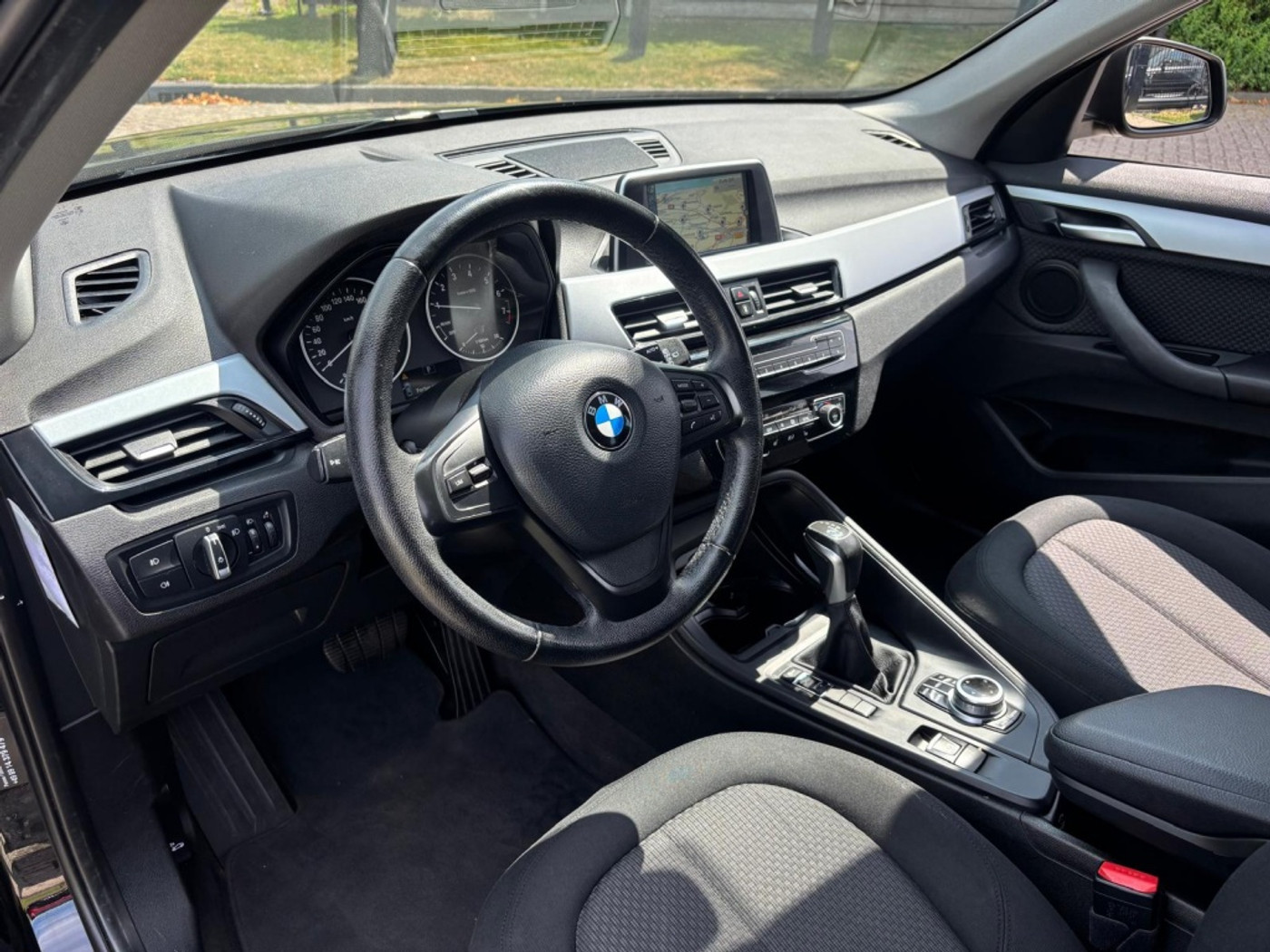 Foto van BMW X1 Sdrive18i
