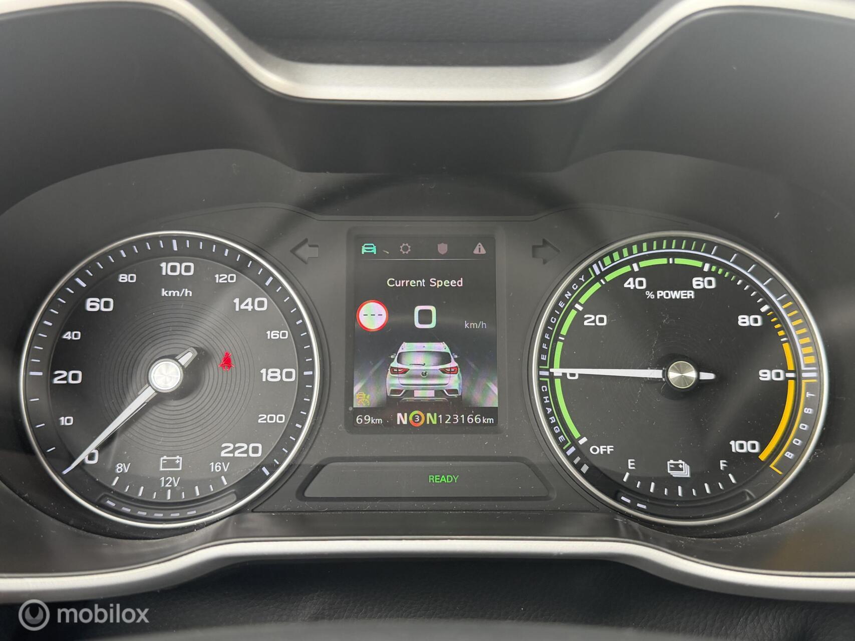 Foto van MG MG ZS Ev